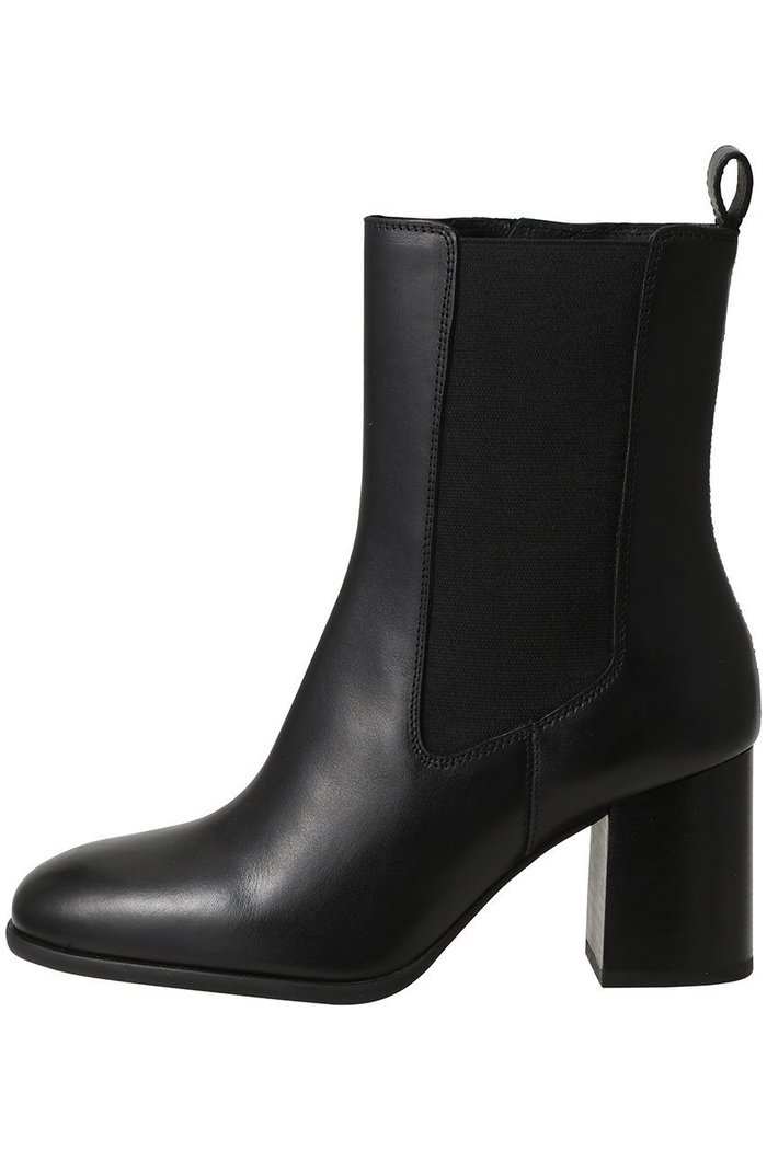 【エスメラルダ/Esmeralda】の【UNISA】サイドゴアヒールブーツ インテリア・キッズ・メンズ・レディースファッション・服の通販 founy(ファニー) https://founy.com/ ファッション Fashion レディースファッション Fashion for Women シューズ Shoes, Footwear ミドル Middle Length, Mid Height 再入荷 Restock / Back in Stock |ID: prp329100004757820 ipo3291000000035680144