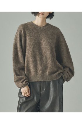 【カレンソロジー/Curensology】 ヤクニットプルオーバー人気、トレンドファッション・服の通販 founy(ファニー) ファッション Fashion レディースファッション Fashion for Women トップス・カットソー Cut & Sew Tops ニット Knit Tops & Sweaters カジュアルプルオーバー・ニットトップス Pullovers & Knit Tops / Casual Pullovers なめらか Smooth, Silky Texture クラシカル Classical, Vintage-Inspired シンプル Simple, Minimal ボトム Bottoms, Lower Wear リラックス Relax, Relaxed Fit エレガント 上品 Elegant 新作・新入荷 New Arrivals / New In |ID:prp329100004757821