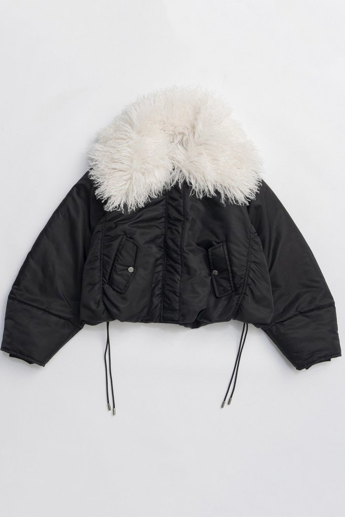 【メゾンスペシャル/MAISON SPECIAL】のFur Collar Padded Blouson/中綿ブルゾン インテリア・キッズ・メンズ・レディースファッション・服の通販 founy(ファニー) https://founy.com/ ファッション Fashion レディースファッション Fashion for Women アウター Coat / Outerwear Collection レディースジャケット・軽アウター Jackets ブルゾンジャケット・スポーティアウター Blouson Jackets ショート Short, Short Length ジャケット Jacket, Outerwear バルーン Balloon, Balloon Silhouette ブルゾン Blouson, Bomber Jacket 冬 Winter / This Winter 新作・新入荷 New Arrivals / New In |ID: prp329100004758978 ipo3291000000034433809