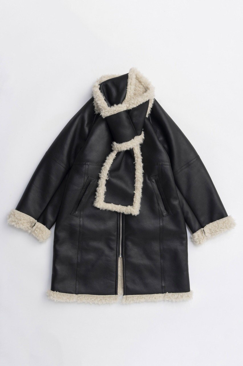 【メゾンスペシャル/MAISON SPECIAL】のReversible Faux Mouton Coat/リバーシブルフェイクムートンコート インテリア・キッズ・メンズ・レディースファッション・服の通販 founy(ファニー)  ファッション Fashion レディースファッション Fashion for Women アウター Coat / Outerwear Collection コート・ロングコート・ピーコート Long Coats, Peacoats & More インナー Innerwear シンプル Simple, Minimal スニーカー Sneakers, Trainers スラックス Slacks, Dress Pants タートル Turtleneck, Turtle Collar デニム Denim, Jeans Material フェイクファー Faux Fur, Imitation Fur マフラー Scarf, Muffler リアル Real, Realistic ロング Long, Long-Length エレガント 上品 Elegant 新作・新入荷 New Arrivals / New In BLK(ブラック)|ID: prp329100004758986 ipo3291000000034433918