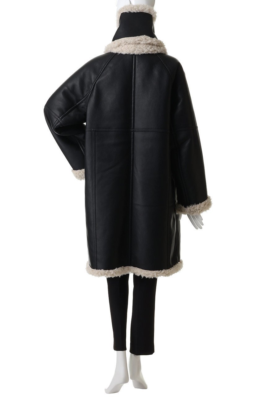 【メゾンスペシャル/MAISON SPECIAL】のReversible Faux Mouton Coat/リバーシブルフェイクムートンコート 大人の最旬トレンドファッション＆コーディネート founy(ファウニー) 　ファッション　Fashion　レディースファッション　Fashion for Women　アウター　Coat / Outerwear Collection　コート・ロングコート・ピーコート　Long Coats, Peacoats & More　インナー　Innerwear　シンプル　Simple, Minimal　スニーカー　Sneakers, Trainers　スラックス　Slacks, Dress Pants　タートル　Turtleneck, Turtle Collar　デニム　Denim, Jeans Material　フェイクファー　Faux Fur, Imitation Fur　マフラー　Scarf, Muffler　リアル　Real, Realistic　ロング　Long, Long-Length　エレガント 上品　Elegant　other-4|ID: prp329100004758986 ipo3291000000036890873