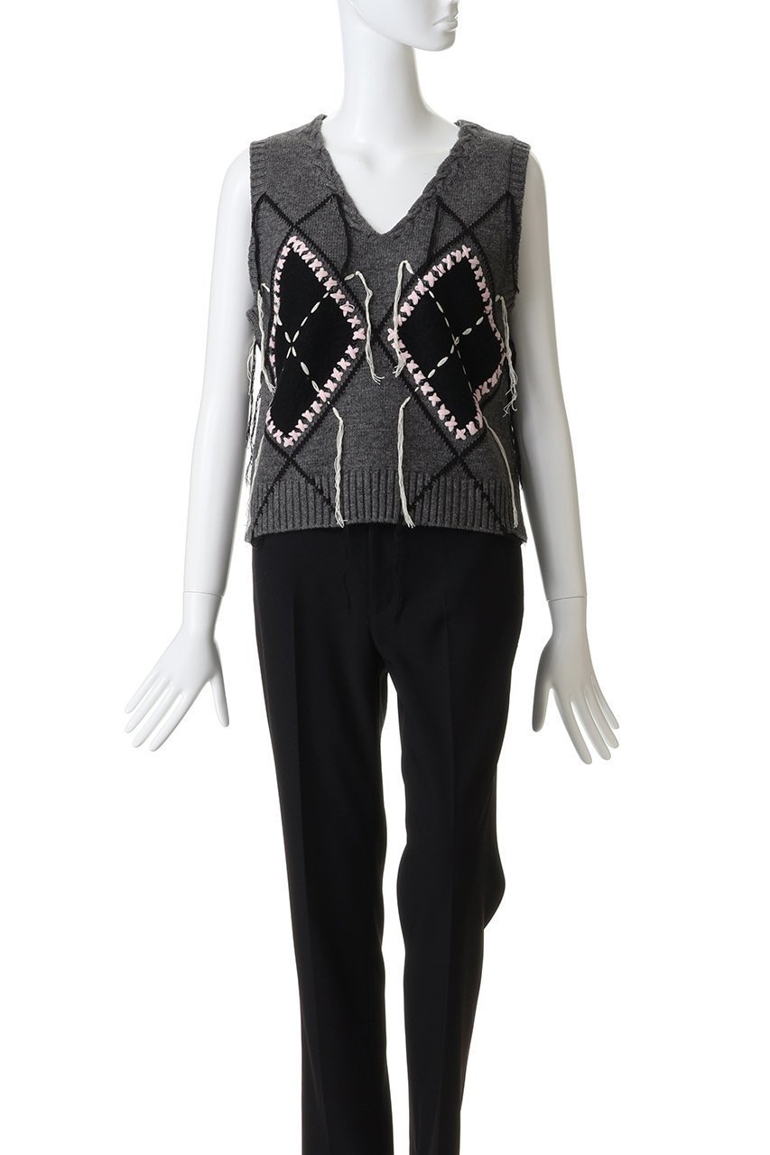 【メゾンスペシャル/MAISON SPECIAL】のStitch Argyle Knit Vest/ステッチアーガイルニットベスト 人気、トレンドファッション・服の通販 founy(ファニー) 　ファッション　Fashion　レディースファッション　Fashion for Women　トップス・カットソー　Cut & Sew Tops　ニット　Knit Tops & Sweaters　ベスト&ジレ / 重ね着スタイル　Vests & Gilets　カジュアルプルオーバー・ニットトップス　Pullovers & Knit Tops / Casual Pullovers　インナー　Innerwear　カットソー　Cut and Sewn Top　クラシカル　Classical, Vintage-Inspired　フォーマル　Formal, Dressy　ベスト　Vest, Waistcoat　冬　Winter / This Winter　other-2|ID: prp329100004758989 ipo3291000000036042534