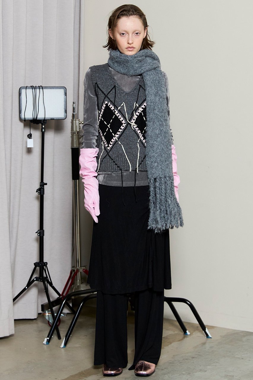 【メゾンスペシャル/MAISON SPECIAL】のStitch Argyle Knit Vest/ステッチアーガイルニットベスト 人気、トレンドファッション・服の通販 founy(ファニー) ファッション Fashion レディースファッション Fashion for Women トップス・カットソー Cut & Sew Tops ニット Knit Tops & Sweaters ベスト&ジレ / 重ね着スタイル Vests & Gilets カジュアルプルオーバー・ニットトップス Pullovers & Knit Tops / Casual Pullovers インナー Innerwear カットソー Cut and Sewn Top クラシカル Classical, Vintage-Inspired フォーマル Formal, Dressy ベスト Vest, Waistcoat 冬 Winter / This Winter other-6|ID: prp329100004758989 ipo3291000000036528806