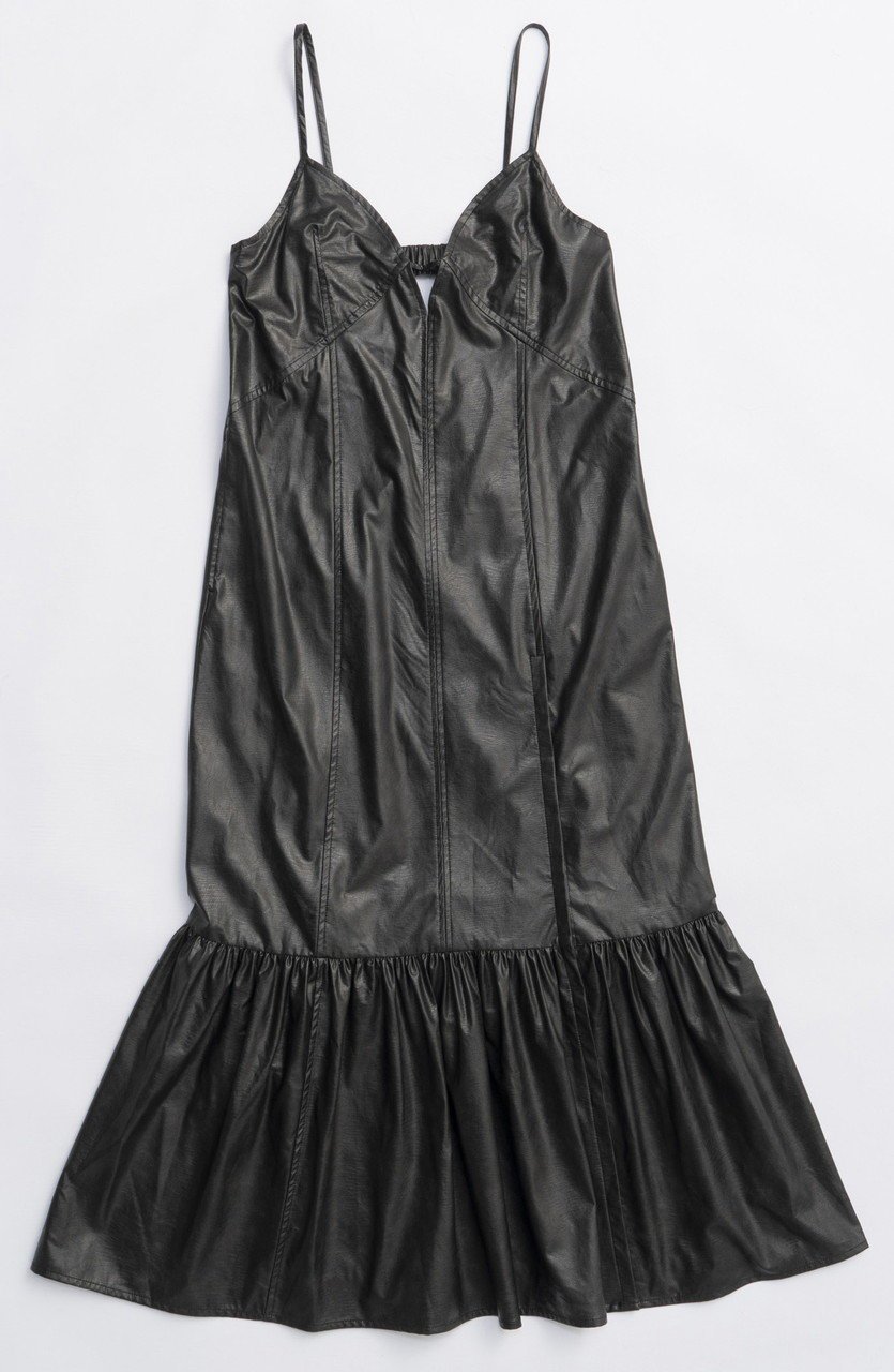 【メゾンスペシャル/MAISON SPECIAL】のfaux Leather Dress/フェイクレザーワンピース 人気、トレンドファッション・服の通販 founy(ファニー) 　ファッション　Fashion　レディースファッション　Fashion for Women　ワンピース　Dresses　フォーマル・パーティードレス・結婚式用ドレス　Elegant & Casual Dresses　チュニック　Tunic Tops & Dresses　カットソー　Cut and Sewn Top　キャミソール　Camisole, Spaghetti Strap Top　スタイリッシュ　Stylish, Fashionable　スリット　Slit, Slit Detail　チュニック　Tunic, Long Top　ティアード　Tiered, Tiered Style　バランス　Balance, Style Balance　フェイクレザー　Faux Leather, PU Leather　ロング　Long, Long-Length　新作・新入荷　New Arrivals / New In　 other-1|ID: prp329100004759002 ipo3291000000034434111