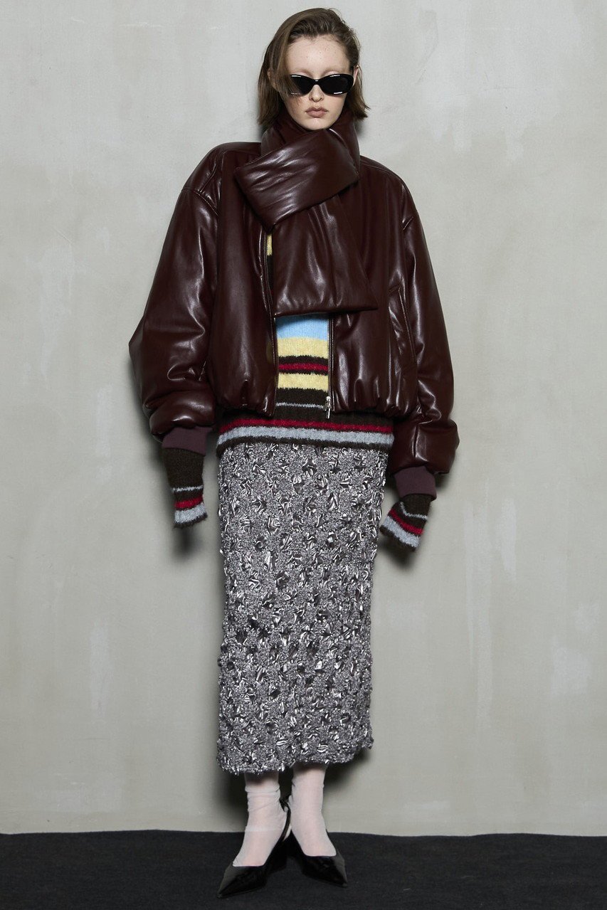 【メゾンスペシャル/MAISON SPECIAL】のMetallic Shirring Skirt/メタリックシャーリングスカート 人気、トレンドファッション・服の通販 founy(ファニー) 　ファッション　Fashion　レディースファッション　Fashion for Women　スカート　Skirts　ロングスカート　Long Skirts / Maxi & Midi Skirts　シャーリング　Shirring, Ruched　シンプル　Simple, Minimal　ストレート　Straight, Straight Cut　リュクス　Luxury, Elegant, High-End, Chic　ロング　Long, Long-Length　新作・新入荷　New Arrivals / New In　other-6|ID: prp329100004759007 ipo3291000000034434157