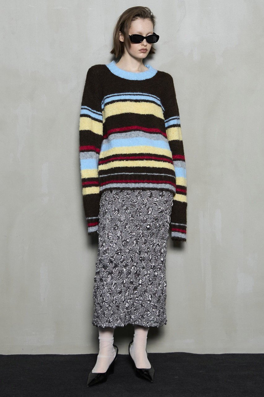 【メゾンスペシャル/MAISON SPECIAL】のMetallic Shirring Skirt/メタリックシャーリングスカート 人気、トレンドファッション・服の通販 founy(ファニー) 　ファッション　Fashion　レディースファッション　Fashion for Women　スカート　Skirts　ロングスカート　Long Skirts / Maxi & Midi Skirts　シャーリング　Shirring, Ruched　シンプル　Simple, Minimal　ストレート　Straight, Straight Cut　リュクス　Luxury, Elegant, High-End, Chic　ロング　Long, Long-Length　新作・新入荷　New Arrivals / New In　other-7|ID: prp329100004759007 ipo3291000000034434158