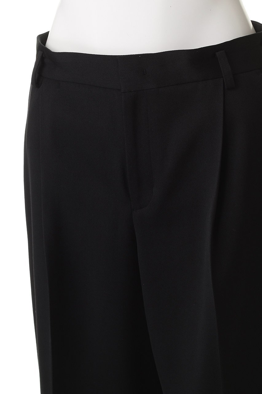 【ジェイドット/j.】のヴァージンウール混ハーフパンツ 人気、トレンドファッション・服の通販 founy(ファニー) 　ファッション　Fashion　レディースファッション　Fashion for Women　パンツ　Pants & Trousers　ショートパンツ・ハーフパンツ　High-Waisted & Relaxed Shorts　ショート　Short, Short Length　ストレート　Straight, Straight Cut　センター　Center, Center Line　ハーフ　Half, Half-Length　リュクス　Luxury, Elegant, High-End, Chic　エレガント 上品　Elegant　新作・新入荷　New Arrivals / New In　other-5|ID: prp329100004759039 ipo3291000000034434437