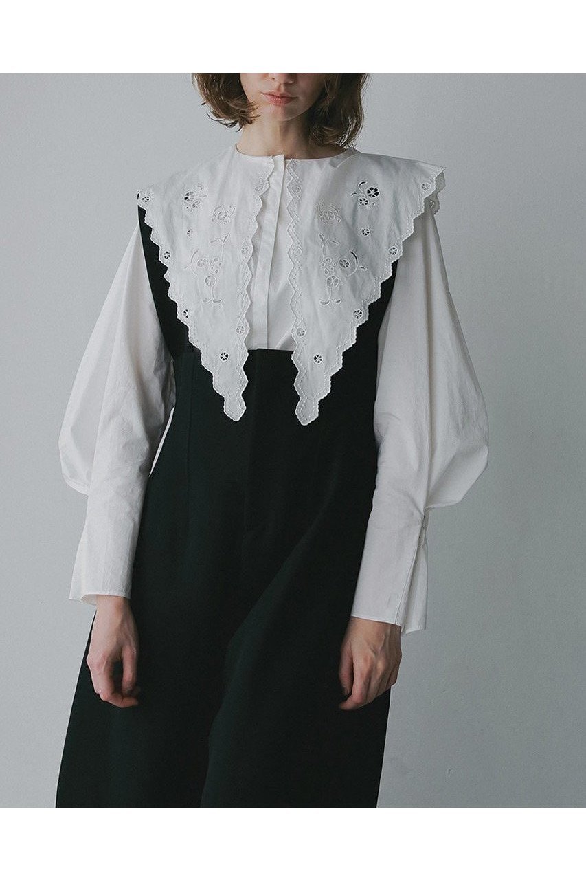 【ハー/HER.】の【11/6 12:00販売開始】エンブロイダリーカラーブラウス インテリア・キッズ・メンズ・レディースファッション・服の通販 founy(ファニー) 　ファッション　Fashion　レディースファッション　Fashion for Women　トップス・カットソー　Cut & Sew Tops　シャツ・ブラウス・オフィスカジュアル　Elegant Blouses & Button-Ups　カフス　Cuff Design　スリーブ　Sleeve, Long Sleeve / Short Sleeve　フレア　Flare, Flared　ロング　Long, Long-Length　新作・新入荷　New Arrivals / New In　オフホワイト|ID: prp329100004759875 ipo3291000000034442317