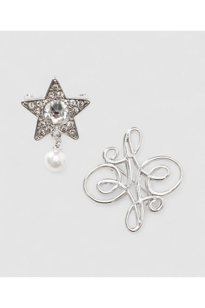 【アナイ/ANAYI】のロゴモチーフ×スターブローチ インテリア・キッズ・メンズ・レディースファッション・服の通販 founy(ファニー) https://founy.com/ ファッション Fashion レディースファッション Fashion for Women 2025年 2025 2025-2026秋冬・A/W Autumn/Winter 2025–26 AW25–26 ジャケット Jacket, Outerwear パール Pearl, Pearl Accent ブローチ Brooch, Pin Brooch モチーフ Motif, Design Theme エレガント 上品 Elegant A/W・秋冬 Autumn/Winter |ID: prp329100004761677 ipo3291000000034461318