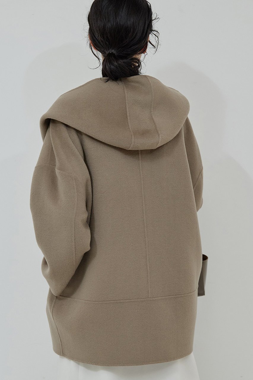 【ガリャルダガランテ/GALLARDAGALANTE】のフーディーコート 人気、トレンドファッション・服の通販 founy(ファニー) 　ファッション　Fashion　レディースファッション　Fashion for Women　アウター　Coat / Outerwear Collection　コート・ロングコート・ピーコート　Long Coats, Peacoats & More　ショート　Short, Short Length　バランス　Balance, Style Balance　フォルム　Silhouette, Form　ミドル　Middle Length, Mid Height　防寒　Cold Protection, Winter-Ready　other-7|ID: prp329100004761730 ipo3291000000035434399