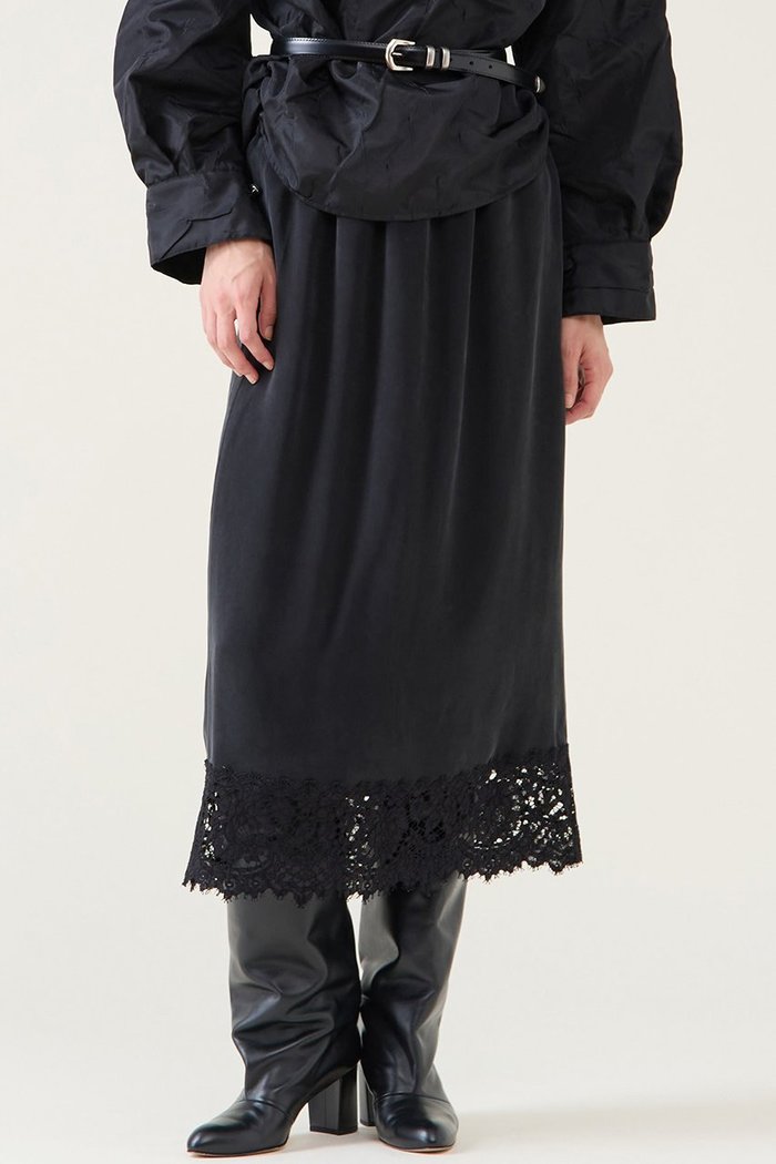 【マルティニーク/martinique】のキュプラリバーレーススカート(セットアップ可) インテリア・キッズ・メンズ・レディースファッション・服の通販 founy(ファニー) https://founy.com/ ファッション Fashion レディースファッション Fashion for Women セットアップ Matching Sets スカート・ミニ/ミディ/マキシ Skirts / Mini, Midi & Maxi Skirts スカート Skirts ロングスカート Long Skirts / Maxi & Midi Skirts 2025年 2025 2025-2026秋冬・A/W Autumn/Winter 2025–26 AW25–26 おすすめ Recommended / Our Picks キュプラ Cupro, Eco Fabric ギャザー Gathered, Ruffled サテン Satin, Glossy Fabric シンプル Simple, Minimal セットアップ Set-Up, Coordinated Outfit フランス France, French レース Lace, Lace Fabric ロング Long, Long-Length エレガント 上品 Elegant A/W・秋冬 Autumn/Winter |ID: prp329100004761810 ipo3291000000034462191