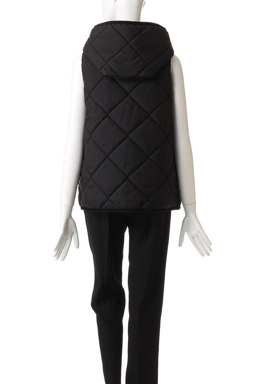 【ラベンハム/lavenham】のBIG QUILT BARTON ベスト 人気、トレンドファッション・服の通販 founy(ファニー) 　ファッション　Fashion　レディースファッション　Fashion for Women　アウター　Coat / Outerwear Collection　レディースジャケット・軽アウター　Jackets　キルト　Quilt, Quilted Fabric　シンプル　Simple, Minimal　ジャケット　Jacket, Outerwear　バランス　Balance, Style Balance　フェミニン　Feminine, Girly　ベスト　Vest, Waistcoat　定番　Standard, Basic Item　A/W・秋冬　Autumn/Winter　軽量　Lightweight, Ultra Light　other-4|ID: prp329100004761823 ipo3291000000035728616