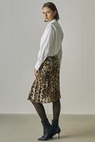 【ジェイドット/j.】のレオパードプリントプリーツミディスカート 人気、トレンドファッション・服の通販 founy(ファニー) ファッション Fashion レディースファッション Fashion for Women スカート Skirts おすすめ Recommended / Our Picks シフォン Chiffon, Lightweight Fabric スタイリッシュ Stylish, Fashionable プリント Print, Printed Pattern プリーツ Pleats, Pleated ラバー Rubber, Rubber Sole ロング Long, Long-Length 新作・新入荷 New Arrivals / New In 無地 Plain, Solid Color |ID:prp329100004761825