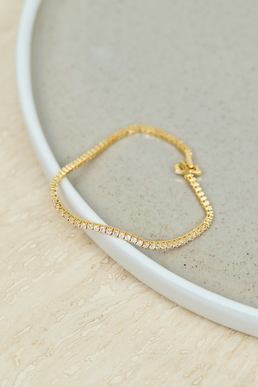 【ガリャルダガランテ/GALLARDAGALANTE】のジルコニアテニスブレス 人気、トレンドファッション・服の通販 founy(ファニー) 　ファッション　Fashion　レディースファッション　Fashion for Women　ジュエリー　Jewelry　チェーン＆カフブレスレット　Cuff & Chain Bracelets　バングル・カフブレスレット　Bangles & Cuff Bracelets　おすすめ　Recommended / Our Picks　エレガント 上品　Elegant　ブレスレット　Bracelet, Wristband　モダン　Modern, Contemporary　定番　Standard, Basic Item　新作・新入荷　New Arrivals / New In　 other-1|ID: prp329100004762829 ipo3291000000034472508