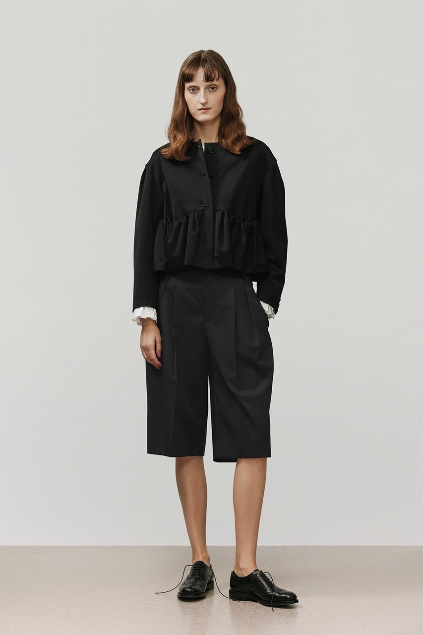 【デパリエ/DEPAREILLE】のウールヴィスコースサテンジャケット 人気、トレンドファッション・服の通販 founy(ファニー) 　ファッション　Fashion　レディースファッション　Fashion for Women　アウター　Coat / Outerwear Collection　レディースジャケット・軽アウター　Jackets　ギャザー　Gathered, Ruffled　コンパクト　Compact, Small Size　サテン　Satin, Glossy Fabric　ショート　Short, Short Length　ジャケット　Jacket, Outerwear　スリーブ　Sleeve, Long Sleeve / Short Sleeve　フェミニン　Feminine, Girly　ロング　Long, Long-Length　other-8|ID: prp329100004762865 ipo3291000000034535830