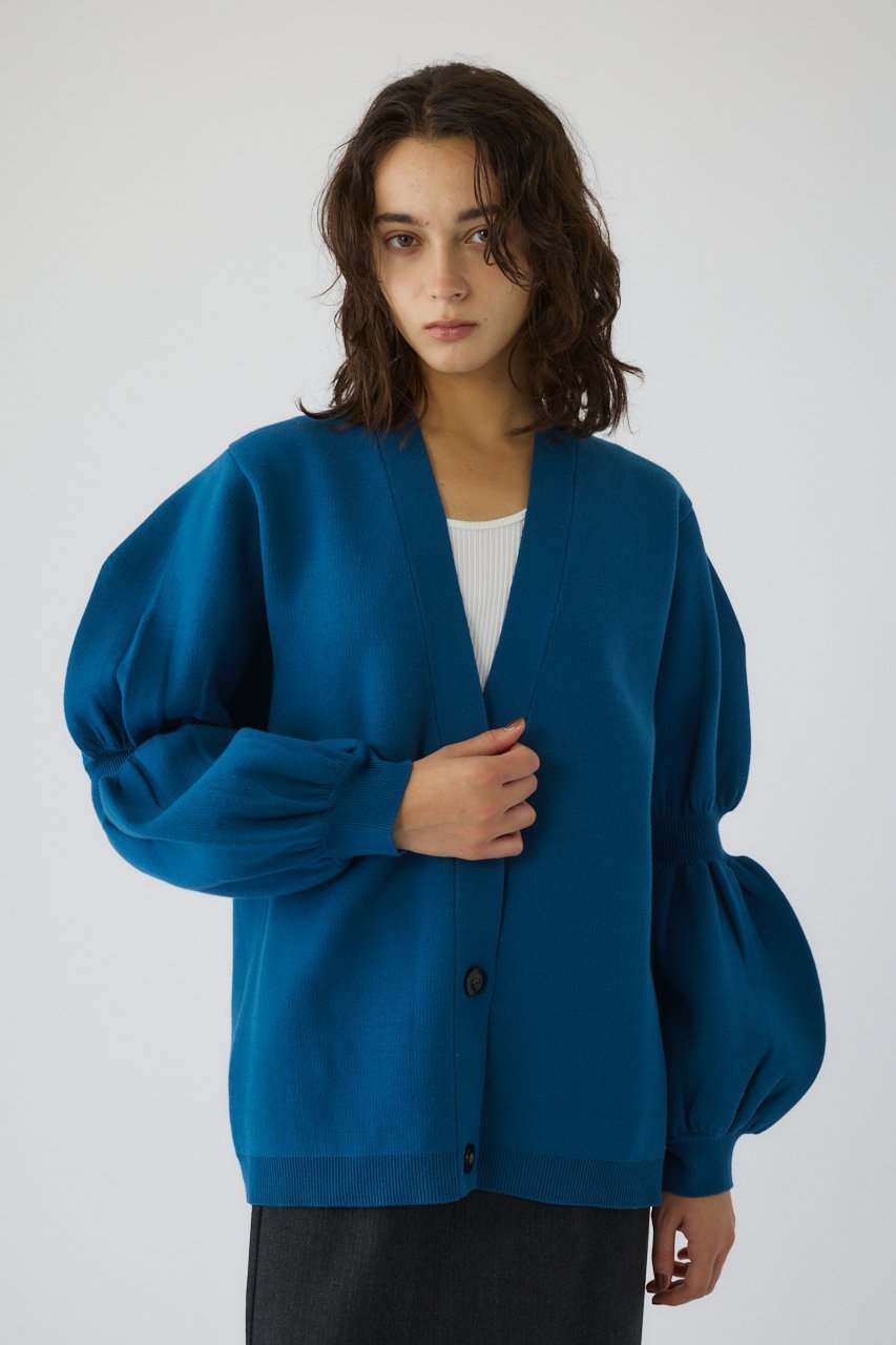 【リムアーク/RIM.ARK】のVolume sleeve knit CD/ニットカーディガン インテリア・キッズ・メンズ・レディースファッション・服の通販 founy(ファニー) 　ファッション　Fashion　レディースファッション　Fashion for Women　トップス・カットソー　Cut & Sew Tops　ニット　Knit Tops & Sweaters　カーディガン・羽織り　Layered Style Cardigans　ボリューム袖・フリルスリーブブラウス　Voluminous & Ruffle Sleeves / Puffy Sleeve Tops　おすすめ　Recommended / Our Picks　カーディガン　Cardigan, Knitwear　ダブル　Double, Double-Breasted　バランス　Balance, Style Balance　フェイス　Face, Facial Design　ボックス　Boxy, Box Shape　ブルー|ID: prp329100004762894 ipo3291000000036137087