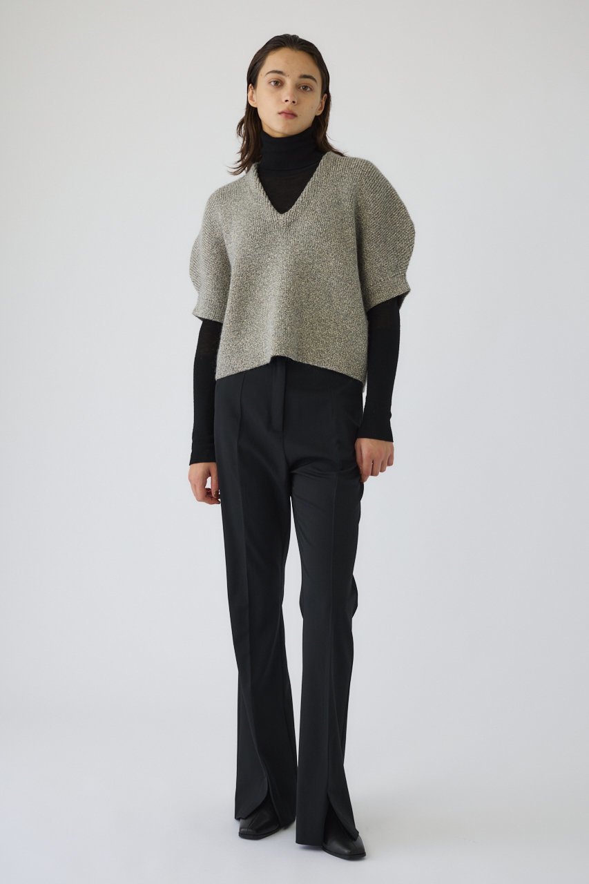 【リムアーク/RIM.ARK】の【11/7 10:00販売開始】Round knit vest tops/ニット 人気、トレンドファッション・服の通販 founy(ファニー) ファッション Fashion レディースファッション Fashion for Women トップス・カットソー Cut & Sew Tops ニット Knit Tops & Sweaters ベスト&ジレ / 重ね着スタイル Vests & Gilets カジュアルプルオーバー・ニットトップス Pullovers & Knit Tops / Casual Pullovers おすすめ Recommended / Our Picks フォルム Silhouette, Form ベスト Vest, Waistcoat ラウンド Round, Round Neck ラグジュアリー Luxury, Elegant 新作・新入荷 New Arrivals / New In other-3|ID: prp329100004762898 ipo3291000000034473086