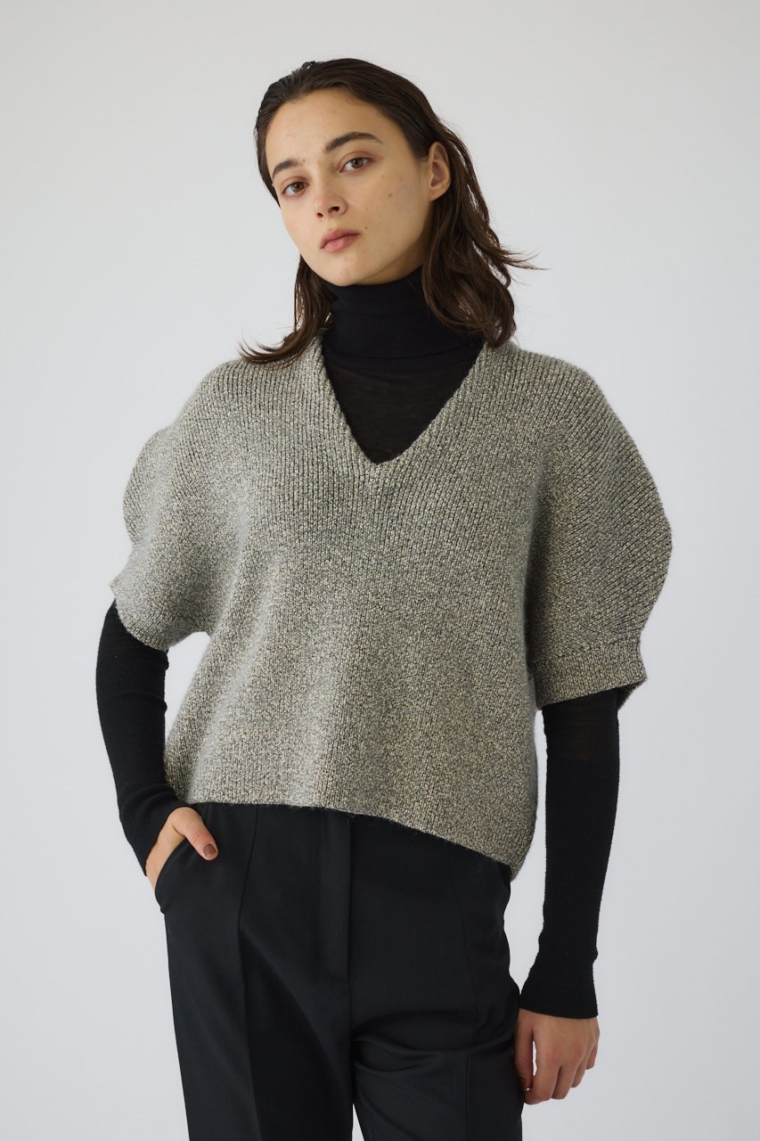 【リムアーク/RIM.ARK】の【11/7 10:00販売開始】Round knit vest tops/ニット 人気、トレンドファッション・服の通販 founy(ファニー) ファッション Fashion レディースファッション Fashion for Women トップス・カットソー Cut & Sew Tops ニット Knit Tops & Sweaters ベスト&ジレ / 重ね着スタイル Vests & Gilets カジュアルプルオーバー・ニットトップス Pullovers & Knit Tops / Casual Pullovers おすすめ Recommended / Our Picks フォルム Silhouette, Form ベスト Vest, Waistcoat ラウンド Round, Round Neck ラグジュアリー Luxury, Elegant 新作・新入荷 New Arrivals / New In other-8|ID: prp329100004762898 ipo3291000000034473091