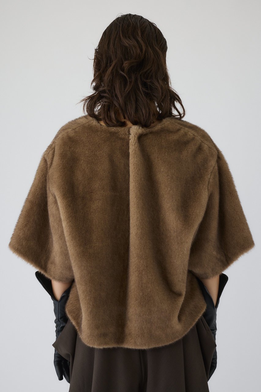 【リムアーク/RIM.ARK】の【11/7 10:00販売開始】Square fur tops/トップス 人気、トレンドファッション・服の通販 founy(ファニー) ファッション Fashion レディースファッション Fashion for Women トップス・カットソー Cut & Sew Tops シャツ・ブラウス・オフィスカジュアル Elegant Blouses & Button-Ups おすすめ Recommended / Our Picks スクエア Square, Square Shape スリーブ Sleeve, Long Sleeve / Short Sleeve ダウン Down, Puffer フェイクファー Faux Fur, Imitation Fur ラグジュアリー Luxury, Elegant リラックス Relax, Relaxed Fit ロング Long, Long-Length 新作・新入荷 New Arrivals / New In A/W・秋冬 Autumn/Winter other-6|ID: prp329100004762901 ipo3291000000034473120