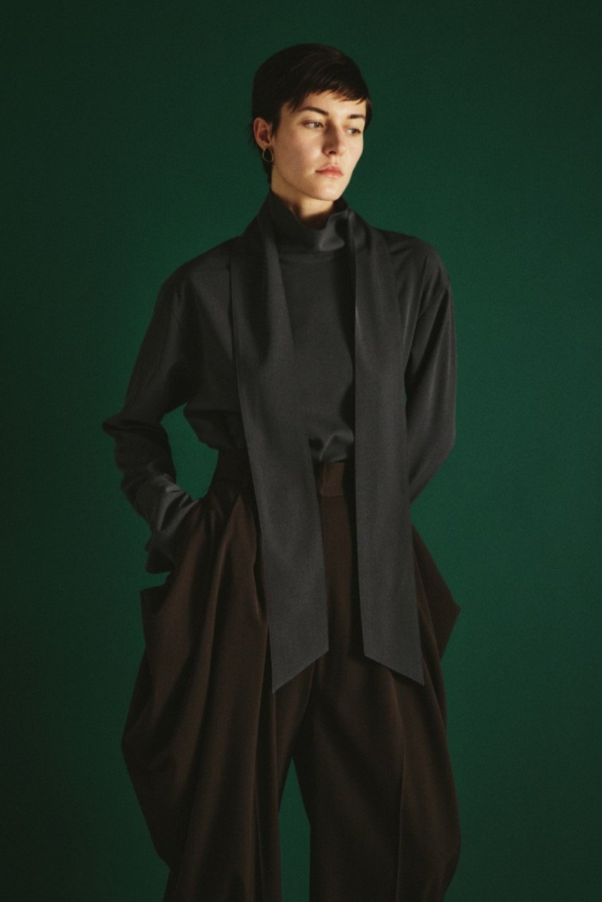 【リムアーク/RIM.ARK】の【11/7 10:00販売開始】Bow tie tops/トップス 人気、トレンドファッション・服の通販 founy(ファニー) ファッション Fashion レディースファッション Fashion for Women トップス・カットソー Cut & Sew Tops シャツ・ブラウス・オフィスカジュアル Elegant Blouses & Button-Ups おすすめ Recommended / Our Picks オケージョン Occasion Wear シャンブレー Chambray, Denim-Like Fabric スカーフ Scarf, Neckwear スタイリッシュ Stylish, Fashionable スリーブ Sleeve, Long Sleeve / Short Sleeve ボウタイ Bow Tie, Neck Bow リボン Ribbon, Bow ロング Long, Long-Length 定番 Standard, Basic Item 新作・新入荷 New Arrivals / New In other-8|ID: prp329100004762903 ipo3291000000034473143