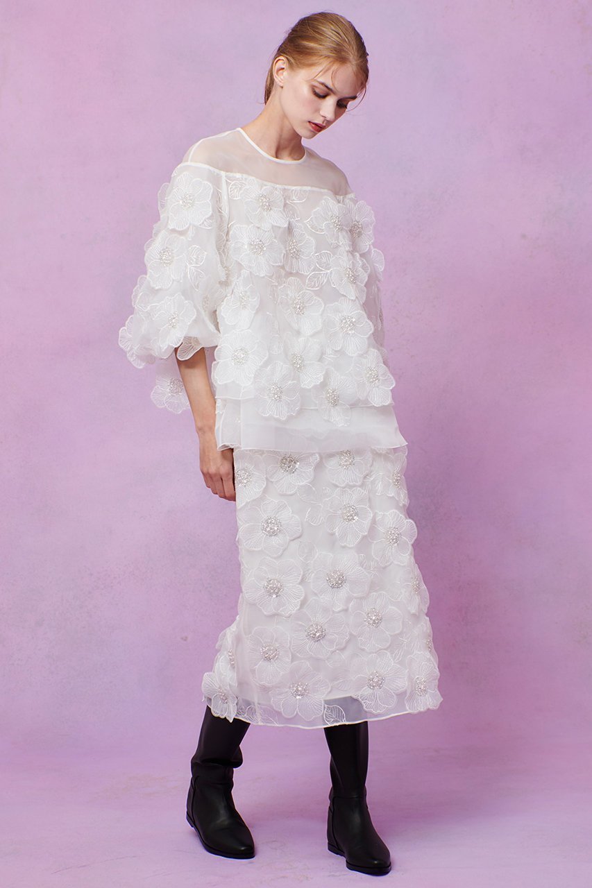 【アルアバイル/allureville】の【LOULOU WILLOUGHBY】オーガンフラワータイトスカート 人気、トレンドファッション・服の通販 founy(ファニー) 　ファッション　Fashion　レディースファッション　Fashion for Women　スカート　Skirts　ロングスカート　Long Skirts / Maxi & Midi Skirts　2026年　2026　エアリー　Airy Texture　オーガンジー　Organza Fabric　タイトスカート　Pencil Skirt, Tight Skirt　ビジュー　Bijou, Jewel-like Accent　ロング　Long, Long-Length　エレガント 上品　Elegant　夏　Summer　春　Spring　S/S・春夏　SS, Spring/Summer, Warm Season　other-6|ID: prp329100004762907 ipo3291000000034515063