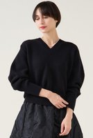 【マルティニーク/martinique】のカシミアミックスVネックプルオーバー 人気、トレンドファッション・服の通販 founy(ファニー) ファッション Fashion レディースファッション Fashion for Women トップス・カットソー Cut & Sew Tops ニット Knit Tops & Sweaters カジュアルプルオーバー・ニットトップス Pullovers & Knit Tops / Casual Pullovers Vネックトップス V-Neck Tops / V-Cut Neckline Shirts 2025年 2025 2025-2026秋冬・A/W Autumn/Winter 2025–26 AW25–26 おすすめ Recommended / Our Picks アクセサリー Fashion Accessories インナー Innerwear シアー Sheer, See-Through ショルダー Shoulder, Shoulder Strap ドロップ Drop Shoulder, Dropped Style ミックス Mix, Mixed Style モダン Modern, Contemporary エレガント 上品 Elegant 冬 Winter / This Winter 定番 Standard, Basic Item A/W・秋冬 Autumn/Winter |ID:prp329100004762909