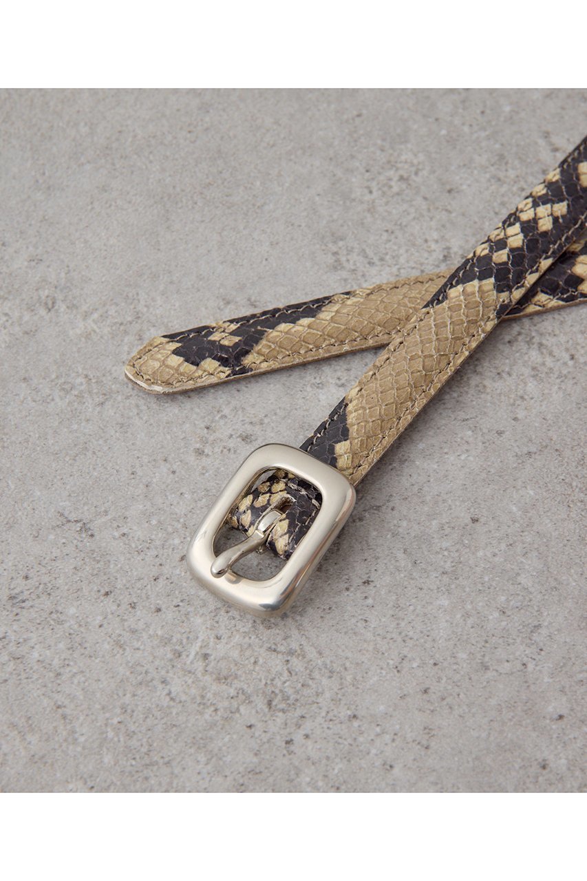 【ウィムガゼット/Whim Gazette】の【Hoaw.】型押しパイソンナローベルト 人気、トレンドファッション・服の通販 founy(ファニー) ファッション Fashion レディースファッション Fashion for Women ベルト&ウエストマーク Belts & Waist Accessories アクセサリー Fashion Accessories カッティング Cutting Detail シューズ Shoes, Footwear シルバー Silver, Metallic Silver ジャケット Jacket, Outerwear スクエア Square, Square Shape なめらか Smooth, Silky Texture パイソン Python, Snakeskin Pattern プリント Print, Printed Pattern リアル Real, Realistic おすすめ Recommended / Our Picks 新作・新入荷 New Arrivals / New In other-7|ID: prp329100004763590 ipo3291000000034483478