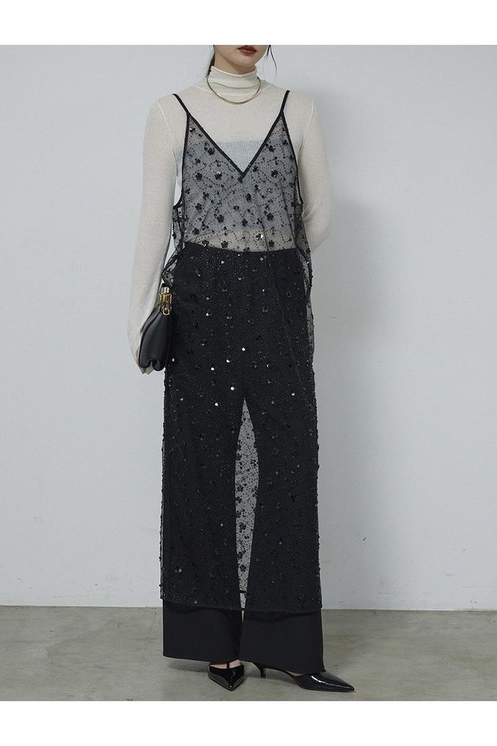 【ガリャルダガランテ/GALLARDAGALANTE】のビジューシアーキャミワンピース インテリア・キッズ・メンズ・レディースファッション・服の通販 founy(ファニー) https://founy.com/ ファッション Fashion レディースファッション Fashion for Women ワンピース Dresses キャミソールワンピース Camisole Dresses チュニック Tunic Tops & Dresses キャミソール Camisole, Spaghetti Strap Top シアー Sheer, See-Through チュニック Tunic, Long Top ビジュー Bijou, Jewel-like Accent ロング Long, Long-Length 新作・新入荷 New Arrivals / New In |ID: prp329100004763605 ipo3291000000034483600