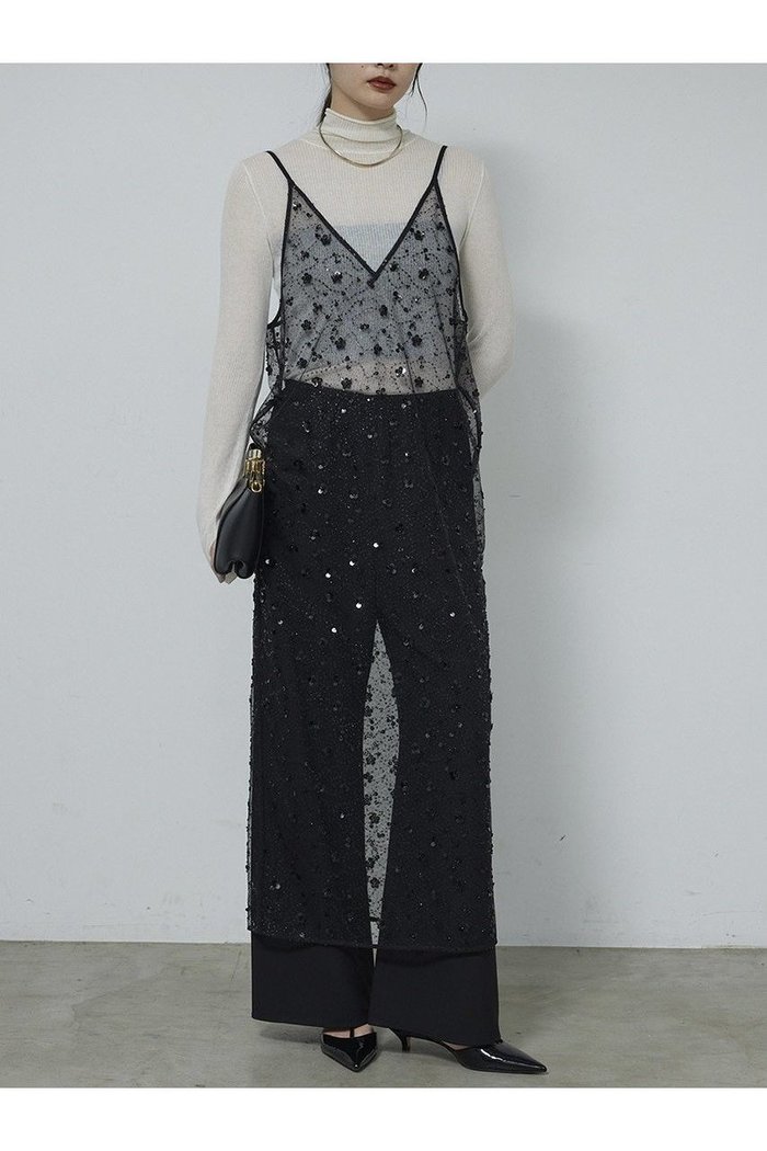 【ガリャルダガランテ/GALLARDAGALANTE】のビジューシアーキャミワンピース インテリア・キッズ・メンズ・レディースファッション・服の通販 founy(ファニー) https://founy.com/ ファッション Fashion レディースファッション Fashion for Women ワンピース Dresses キャミソールワンピース Camisole Dresses チュニック Tunic Tops & Dresses キャミソール Camisole, Spaghetti Strap Top シアー Sheer, See-Through チュニック Tunic, Long Top ビジュー Bijou, Jewel-like Accent ロング Long, Long-Length 新作・新入荷 New Arrivals / New In |ID: prp329100004763605 ipo3291000000034483601