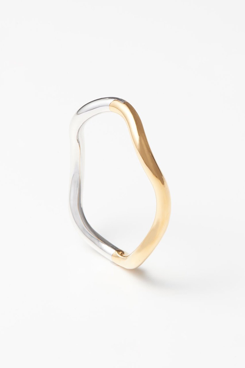 【エスケーパーズ アナザーワールド/ESCAPERS AN OTHER WORLD】の【Charlotte Chesnais】BRACELET WAVE ブレスレット 人気、トレンドファッション・服の通販 founy(ファニー) 　ファッション　Fashion　レディースファッション　Fashion for Women　ジュエリー　Jewelry　チェーン＆カフブレスレット　Cuff & Chain Bracelets　バングル・カフブレスレット　Bangles & Cuff Bracelets　フォルム　Silhouette, Form　ブレスレット　Bracelet, Wristband　新作・新入荷　New Arrivals / New In　other-3|ID: prp329100004764661 ipo3291000000034494486