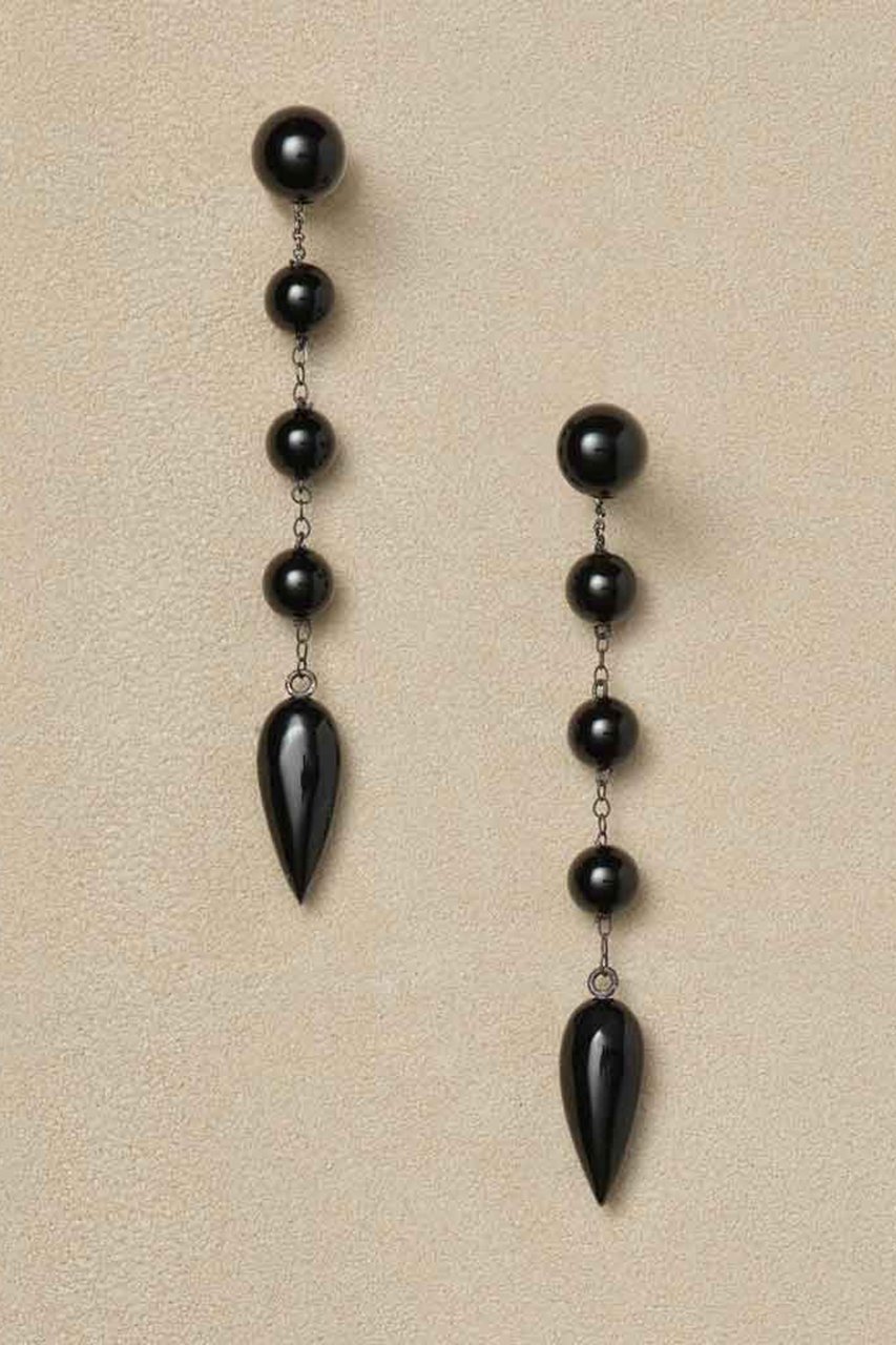 【エスケーパーズ アナザーワールド/ESCAPERS AN OTHER WORLD】の【SOPHIE BUHAI】Small Phoenician ピアス(オニキス) 人気、トレンドファッション・服の通販 founy(ファニー) ファッション Fashion レディースファッション Fashion for Women ジュエリー Jewelry ファッションリング Fashion Rings イヤリング・フープ・ドロップタイプ Hoop, Drop & Clip Earrings イヤリング Earrings シルバー Silver, Metallic Silver チェーン Chain, Chain Strap ドロップ Drop Shoulder, Dropped Style ハンド Hand, Handmade モダン Modern, Contemporary ラグジュアリー Luxury, Elegant 新作・新入荷 New Arrivals / New In other-1|ID: prp329100004764684 ipo3291000000034494618