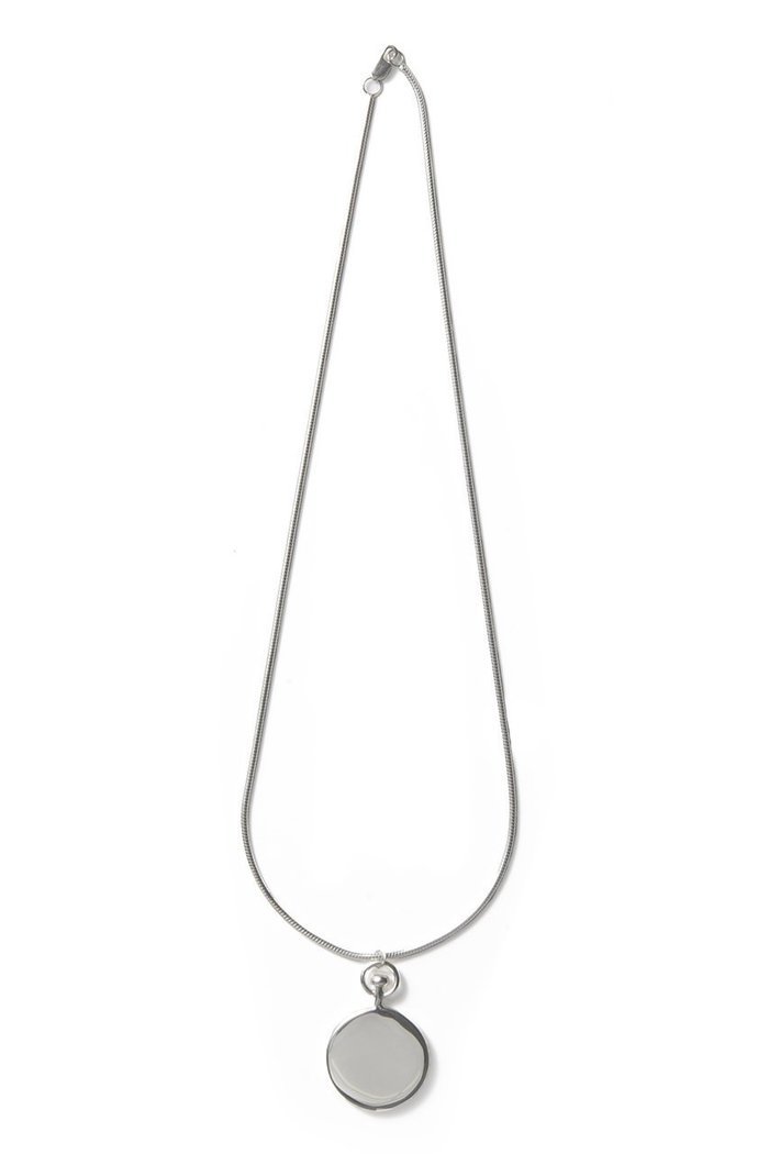 【エスケーパーズ アナザーワールド/ESCAPERS AN OTHER WORLD】の【SOPHIE BUHAI】Small Circle ペンダント インテリア・キッズ・メンズ・レディースファッション・服の通販 founy(ファニー) https://founy.com/ ファッション Fashion レディースファッション Fashion for Women ジュエリー Jewelry ネックレス Necklaces & Pendants おすすめ Recommended / Our Picks なめらか Smooth, Silky Texture シンプル Simple, Minimal チェーン Chain, Chain Strap ネックレス Necklace, Pendant Necklace モダン Modern, Contemporary エレガント 上品 Elegant 新作・新入荷 New Arrivals / New In |ID: prp329100004764703 ipo3291000000034494743