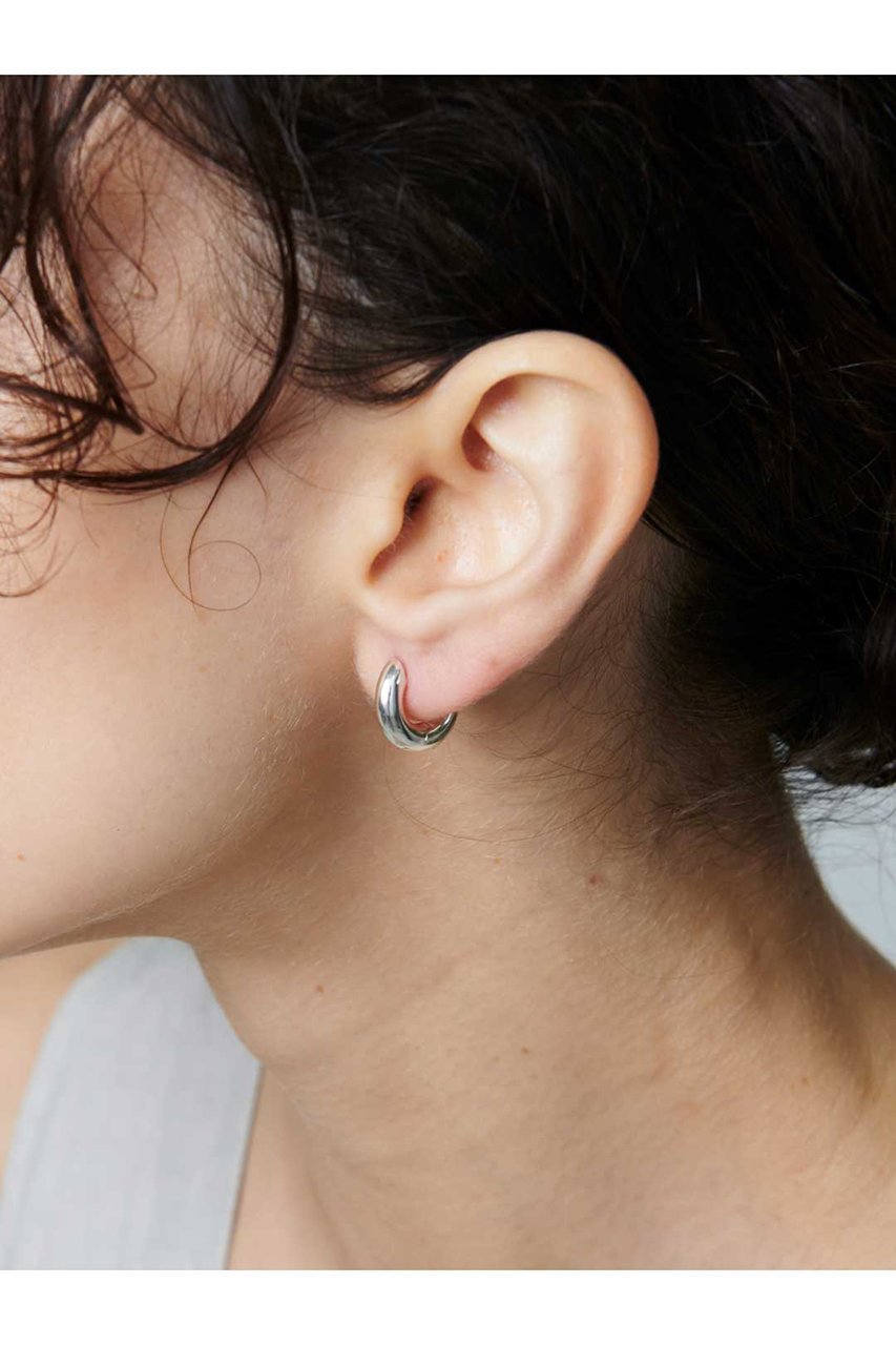 【エスケーパーズ アナザーワールド/ESCAPERS AN OTHER WORLD】の【SOPHIE BUHAI】Medium Bagel Hoops ピアス 人気、トレンドファッション・服の通販 founy(ファニー) ファッション Fashion レディースファッション Fashion for Women ジュエリー Jewelry ファッションリング Fashion Rings イヤリング・フープ・ドロップタイプ Hoop, Drop & Clip Earrings イヤリング Earrings バランス Balance, Style Balance フォルム Silhouette, Form フープ Hoop, Hoop Earrings 新作・新入荷 New Arrivals / New In other-2|ID: prp329100004764709 ipo3291000000034494787