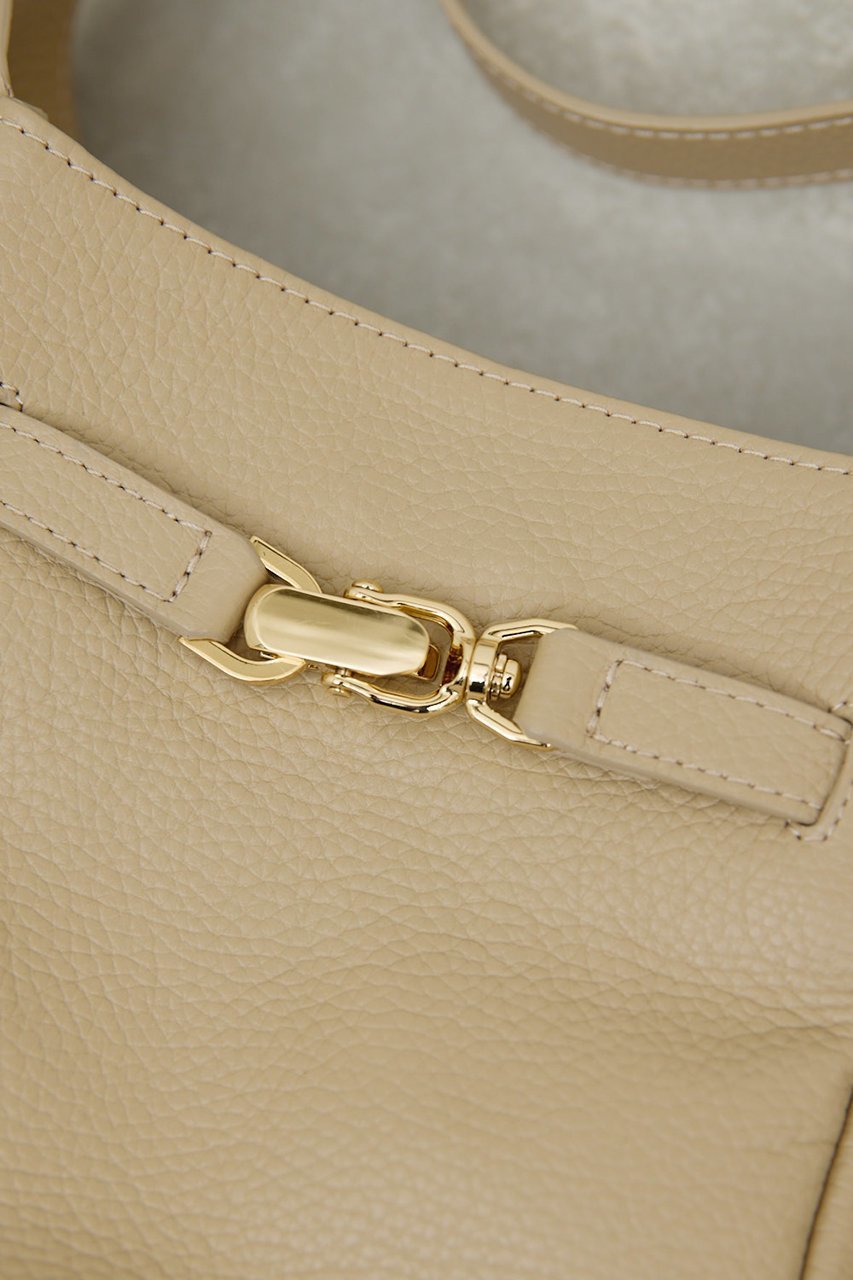 【ガリャルダガランテ/GALLARDAGALANTE】の【2.718】バックルワンショルダー 人気、トレンドファッション・服の通販 founy(ファニー) 　ファッション　Fashion　レディースファッション　Fashion for Women　バッグ　Bags　ショルダー　Shoulder, Shoulder Strap　トレンド　Trend, Trending Now　ワンポイント　One Point, Statement Accent　エレガント 上品　Elegant　ビジネス 仕事 通勤　Business / Work / Commuting　新作・新入荷　New Arrivals / New In　other-3|ID: prp329100004764731 ipo3291000000034494944