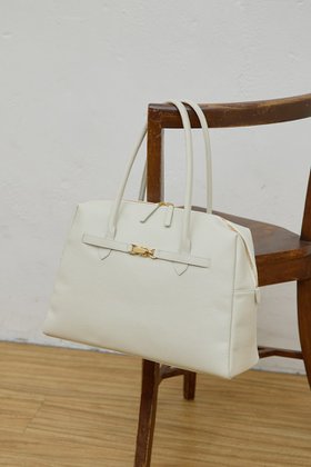 【ガリャルダガランテ/GALLARDAGALANTE】 【2.718】バックルボストンバッグ人気、トレンドファッション・服の通販 founy(ファニー) ファッション Fashion レディースファッション Fashion for Women バッグ Bags ボストンバッグ Boston Bag, Retro Bag ワンポイント One Point, Statement Accent エレガント 上品 Elegant 新作・新入荷 New Arrivals / New In |ID:prp329100004764732