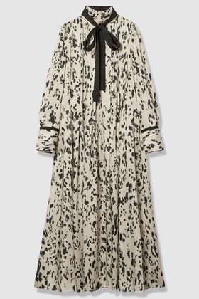 【アルアバイル/allureville】 OFFICINAプリーツフレアワンピース人気、トレンドファッション・服の通販 founy(ファニー) ファッション Fashion レディースファッション Fashion for Women ワンピース Dresses チュニック Tunic Tops & Dresses 2025年 2025 2025-2026秋冬・A/W Autumn/Winter 2025–26 AW25–26 クラシカル Classical, Vintage-Inspired チュニック Tunic, Long Top フィット Fit, Slim Fit フレア Flare, Flared プリント Print, Printed Pattern プリーツ Pleats, Pleated モノトーン Monotone, Black and White リボン Ribbon, Bow ロング Long, Long-Length A/W・秋冬 Autumn/Winter |ID:prp329100004764733