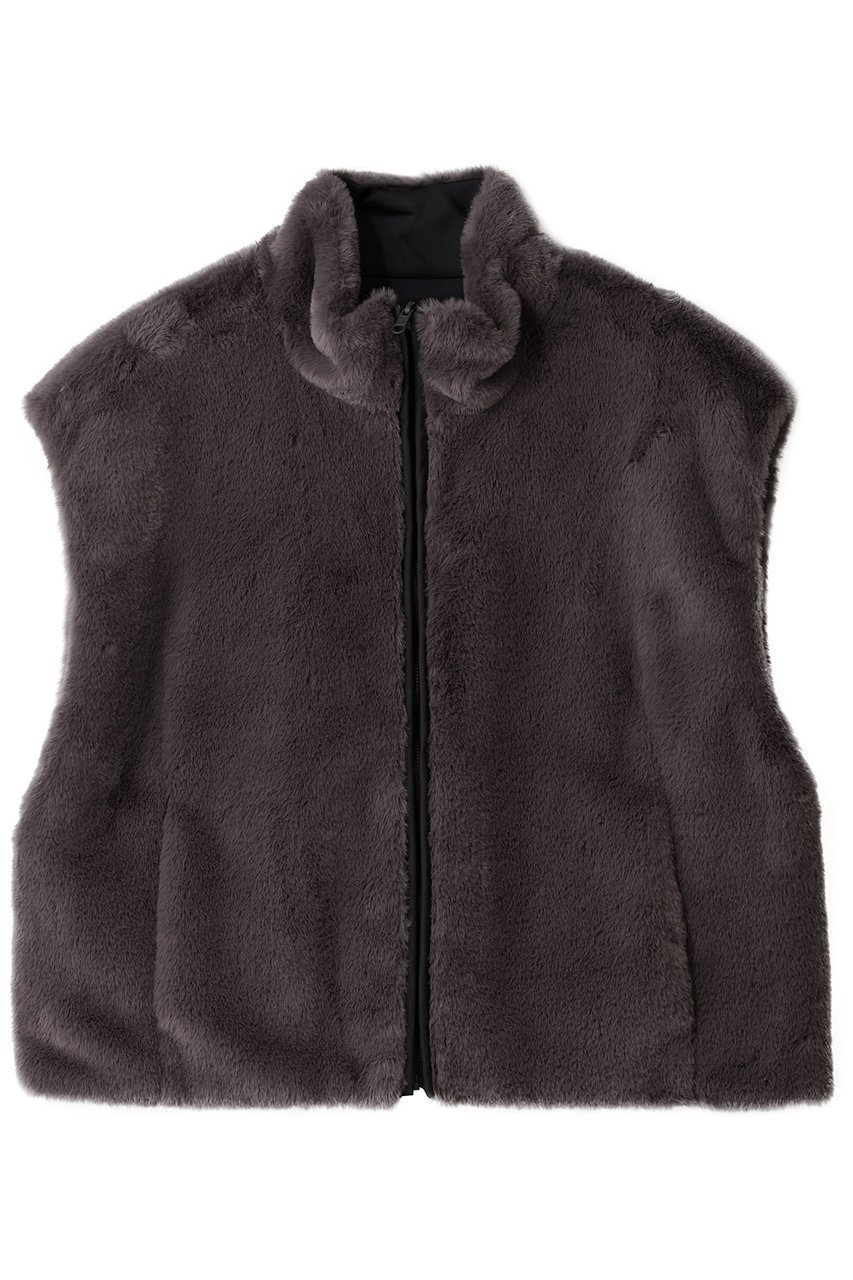 【プレインピープル/PLAIN PEOPLE】のリバーシブルファーベスト インテリア・キッズ・メンズ・レディースファッション・服の通販 founy(ファニー) 　ファッション　Fashion　レディースファッション　Fashion for Women　アウター　Coat / Outerwear Collection　レディースジャケット・軽アウター　Jackets　なめらか　Smooth, Silky Texture　インナー　Innerwear　ジャケット　Jacket, Outerwear　フォルム　Silhouette, Form　ベスト　Vest, Waistcoat　ワイド　Wide, Wide Fit　新作・新入荷　New Arrivals / New In　グレー|ID: prp329100004764753 ipo3291000000034495125