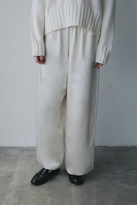 【ハー/HER.】 【11/13 12:00販売開始】グロッシーサテンワイドパンツ人気、トレンドファッション・服の通販 founy(ファニー) ファッション Fashion レディースファッション Fashion for Women パンツ Pants & Trousers サテン Satin, Glossy Fabric リュクス Luxury, Elegant, High-End, Chic ワイド Wide, Wide Fit 新作・新入荷 New Arrivals / New In |ID:prp329100004766609