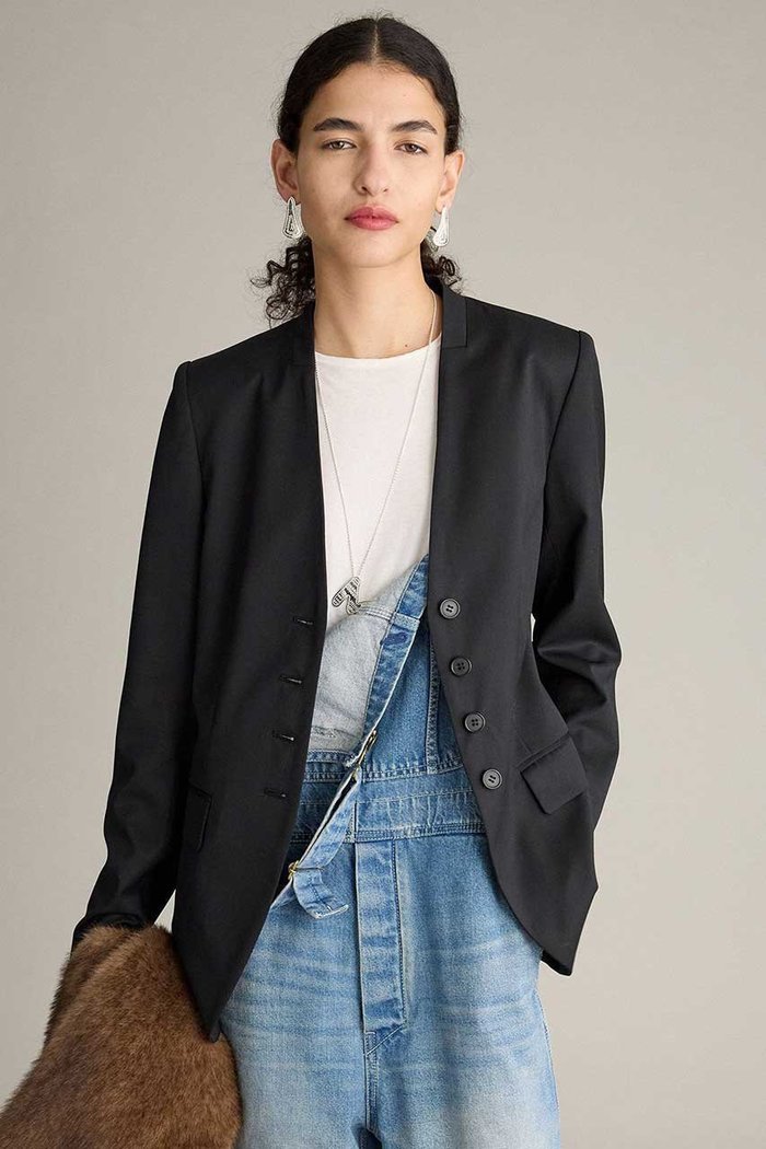 【ブリル/BRILL】のウールノーカラージャケット インテリア・キッズ・メンズ・レディースファッション・服の通販 founy(ファニー) https://founy.com/ ファッション Fashion レディースファッション Fashion for Women アウター Coat / Outerwear Collection レディースジャケット・軽アウター Jackets ノーカラージャケット / シンプル上品コーデ Collarless Jackets おすすめ Recommended / Our Picks シンプル Simple, Minimal ジャケット Jacket, Outerwear ストレッチ Stretch, Stretchy Fabric ツイル Twist, Twisted Detail エレガント 上品 Elegant 人気 Popular, Best Seller |ID: prp329100004769225 ipo3291000000036005256