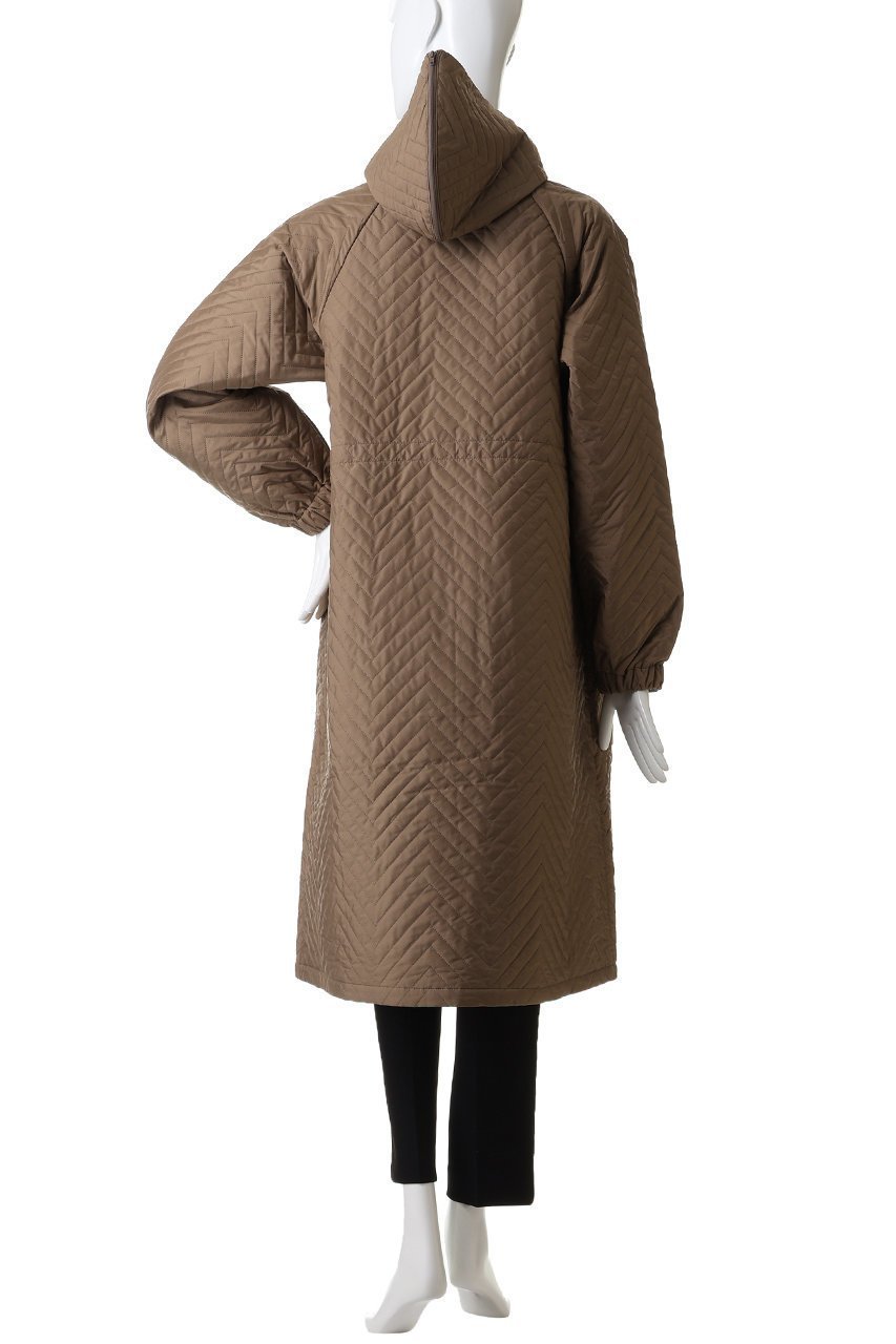 【ジュリエ/Julier】のsoronaキルティングロングコート 人気、トレンドファッション・服の通販 founy(ファニー) 　ファッション　Fashion　レディースファッション　Fashion for Women　アウター　Coat / Outerwear Collection　コート・ロングコート・ピーコート　Long Coats, Peacoats & More　スポーツウェア　Functional & Stylish Sportswear　スポーツ アウター　Sports Outerwear / Running Jacket / Windbreaker　キルティング　Quilted, Quilting　ジップ　Zip, Zipper　スポーツ　Sports, Activewear　ロング　Long, Long-Length　再入荷　Restock / Back in Stock　other-4|ID: prp329100004769227 ipo3291000000035771865