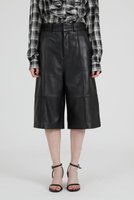 【プランク プロジェクト/PRANK PROJECT】のレザーハーフパンツ / Leather Half Pants 人気、トレンドファッション・服の通販 founy(ファニー) ファッション Fashion レディースファッション Fashion for Women パンツ Pants & Trousers ショートパンツ・ハーフパンツ High-Waisted & Relaxed Shorts ハーフ Half, Half-Length バランス Balance, Style Balance ロング Long, Long-Length エレガント 上品 Elegant 再入荷 Restock / Back in Stock |ID:prp329100004769235