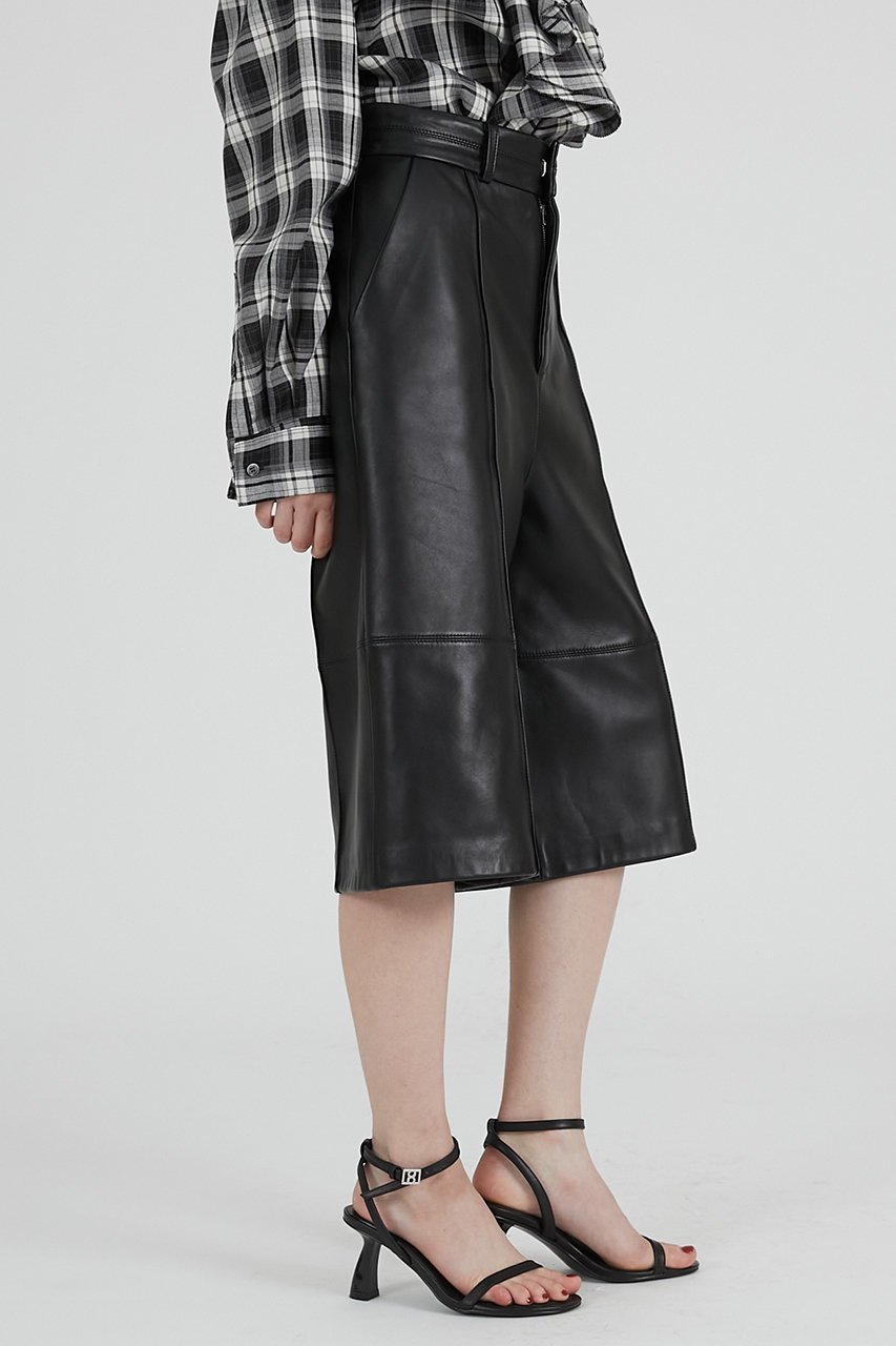 【プランク プロジェクト/PRANK PROJECT】のレザーハーフパンツ / Leather Half Pants 人気、トレンドファッション・服の通販 founy(ファニー) 　ファッション　Fashion　レディースファッション　Fashion for Women　パンツ　Pants & Trousers　ショートパンツ・ハーフパンツ　High-Waisted & Relaxed Shorts　ハーフ　Half, Half-Length　バランス　Balance, Style Balance　ロング　Long, Long-Length　エレガント 上品　Elegant　再入荷　Restock / Back in Stock　other-6|ID: prp329100004769235 ipo3291000000034543758