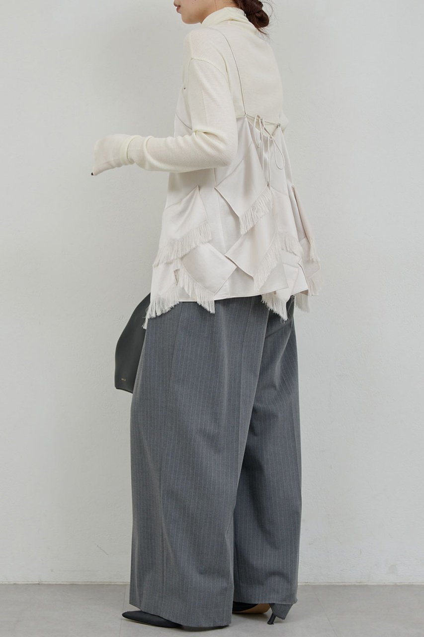 【ガリャルダガランテ/GALLARDAGALANTE】のフリンジサテンキャミ 人気、トレンドファッション・服の通販 founy(ファニー) 　ファッション　Fashion　レディースファッション　Fashion for Women　トップス・カットソー　Cut & Sew Tops　キャミソール&ノースリーブ　Camisoles & Sleeveless Tops　シャツ・ブラウス・オフィスカジュアル　Elegant Blouses & Button-Ups　ロングTシャツ・Tシャツ　Longline T-Shirts & Tees　カットソー・ベーシックTシャツ　Cut-and-Sewn Tops / Stretch Tees & Basics　キャミソール　Camisole, Spaghetti Strap Top　サテン　Satin, Glossy Fabric　タンク　Tank Top, Sleeveless Top　デニム　Denim, Jeans Material　フリル　Frill, Ruffle　エレガント 上品　Elegant　再入荷　Restock / Back in Stock　other-4|ID: prp329100004769251 ipo3291000000035365355