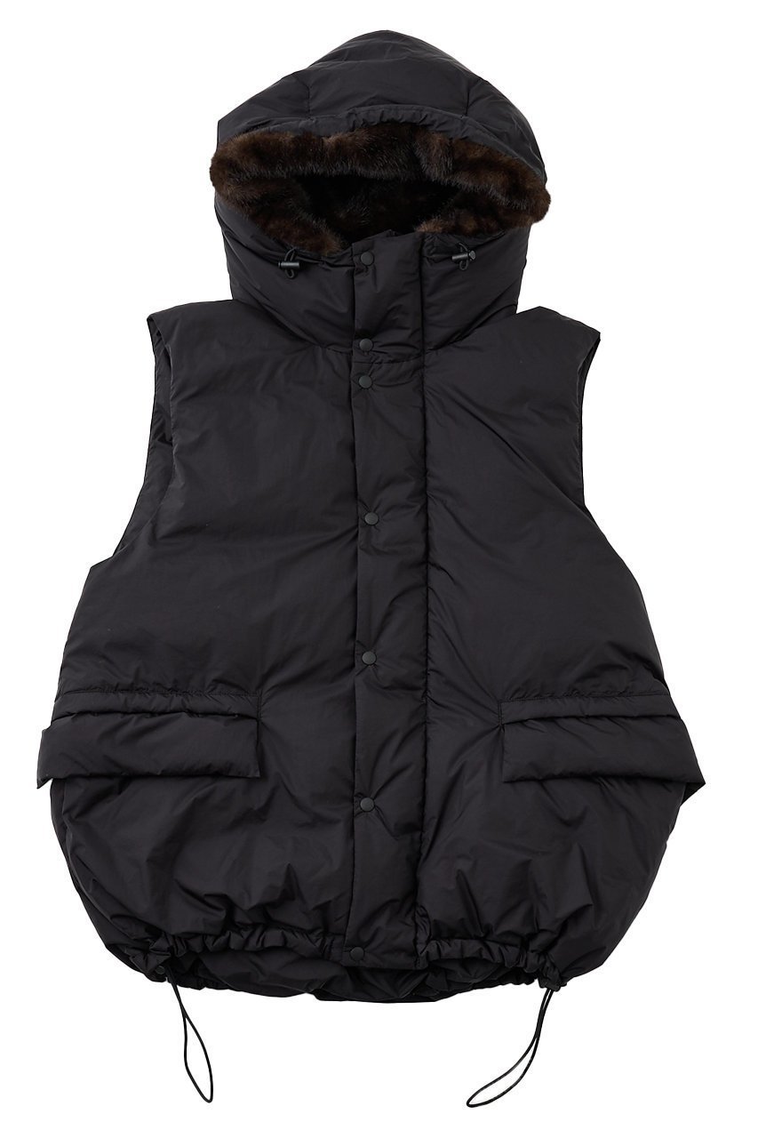 【ザ ストア バイ シー/THE STORE by C】の【REMI RELIEF】【別注】フェイクファー付きライトダウンベスト インテリア・キッズ・メンズ・レディースファッション・服の通販 founy(ファニー) ファッション Fashion レディースファッション Fashion for Women アウター Coat / Outerwear Collection コート・ロングコート・ピーコート Long Coats, Peacoats & More ジャケット Jacket, Outerwear スウェット / スエット Sweatshirt, Sweatwear スペシャル Special, Limited Edition ダウン Down, Puffer フェイクファー Faux Fur, Imitation Fur ベスト Vest, Waistcoat ロング Long, Long-Length 別注 Limited Edition, Custom Order 軽量 Lightweight, Ultra Light ブラック|ID: prp329100004769276 ipo3291000000034544190