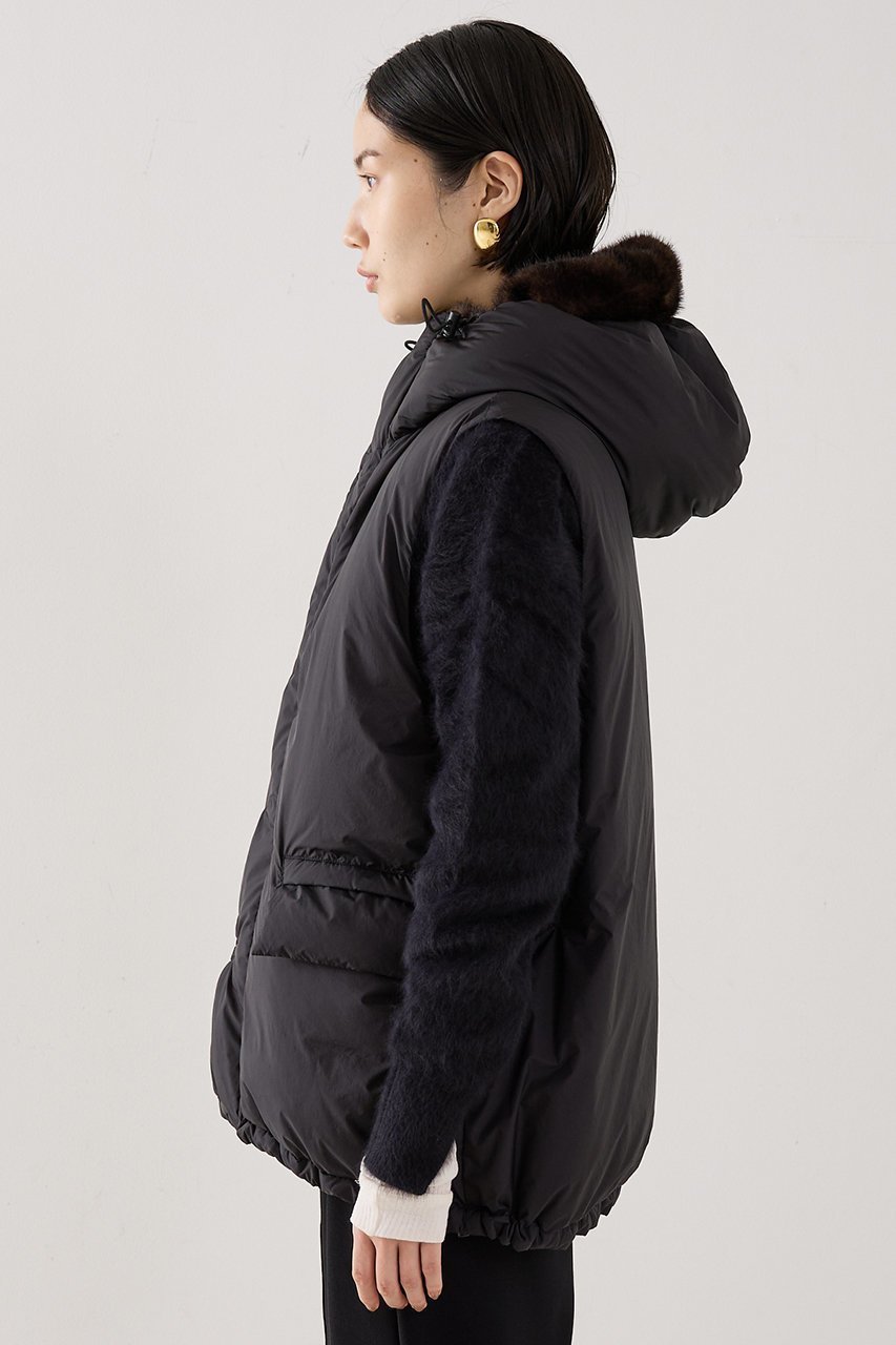 【ザ ストア バイ シー/THE STORE by C】の【REMI RELIEF】【別注】フェイクファー付きライトダウンベスト 人気、トレンドファッション・服の通販 founy(ファニー) ファッション Fashion レディースファッション Fashion for Women アウター Coat / Outerwear Collection コート・ロングコート・ピーコート Long Coats, Peacoats & More ジャケット Jacket, Outerwear スウェット / スエット Sweatshirt, Sweatwear スペシャル Special, Limited Edition ダウン Down, Puffer フェイクファー Faux Fur, Imitation Fur ベスト Vest, Waistcoat ロング Long, Long-Length 別注 Limited Edition, Custom Order 軽量 Lightweight, Ultra Light other-4|ID: prp329100004769276 ipo3291000000034544193