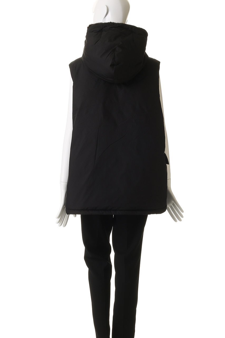 【ザ ストア バイ シー/THE STORE by C】の【REMI RELIEF】【別注】フェイクファー付きライトダウンベスト 人気、トレンドファッション・服の通販 founy(ファニー) 　ファッション　Fashion　レディースファッション　Fashion for Women　アウター　Coat / Outerwear Collection　コート・ロングコート・ピーコート　Long Coats, Peacoats & More　ジャケット　Jacket, Outerwear　スウェット / スエット　Sweatshirt, Sweatwear　スペシャル　Special, Limited Edition　ダウン　Down, Puffer　フェイクファー　Faux Fur, Imitation Fur　ベスト　Vest, Waistcoat　ロング　Long, Long-Length　別注　Limited Edition, Custom Order　軽量　Lightweight, Ultra Light　other-4|ID: prp329100004769276 ipo3291000000035455601