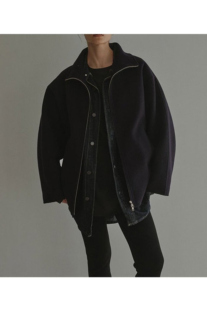 【エトレトウキョウ/ETRE TOKYO】のメルトンスタンドネックリバーブルゾン インテリア・キッズ・メンズ・レディースファッション・服の通販 founy(ファニー) https://founy.com/ ファッション Fashion レディースファッション Fashion for Women アウター Coat / Outerwear Collection レディースジャケット・軽アウター Jackets ブルゾンジャケット・スポーティアウター Blouson Jackets ギャザー Gathered, Ruffled コンパクト Compact, Small Size シンプル Simple, Minimal ジャケット Jacket, Outerwear スタイリッシュ Stylish, Fashionable スタンド Stand Collar, Upright Stand ブルゾン Blouson, Bomber Jacket メルトン Melton, Heavy Wool リラックス Relax, Relaxed Fit 新作・新入荷 New Arrivals / New In |ID: prp329100004770103 ipo3291000000034554412