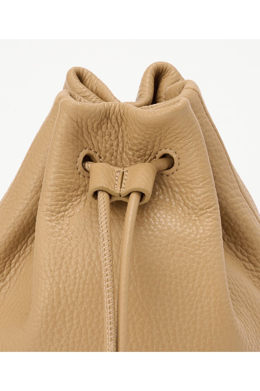 【イアクッチ/IACUCCI】のリド ドロストSD CERVO 人気、トレンドファッション・服の通販 founy(ファニー) 　ファッション　Fashion　レディースファッション　Fashion for Women　バッグ　Bags　イタリア　Italy　春　Spring　コンパクト　Compact, Small Size　巾着　Drawstring Bag, Kinchaku　ハンカチ　Handkerchief, Hanky　バケツ　Bucket, Bucket Style　フォルム　Silhouette, Form　フロント　Front, Front Design　メタル　Metal, Metal Parts　モチーフ　Motif, Design Theme　ラップ　Wrap, Wrap Design　リップ　Lip, Lip Motif　リラックス　Relax, Relaxed Fit　S/S・春夏　SS, Spring/Summer, Warm Season　おすすめ　Recommended / Our Picks　夏　Summer　エレガント 上品　Elegant　2026年　2026　other-4|ID: prp329100004770156 ipo3291000000035712137