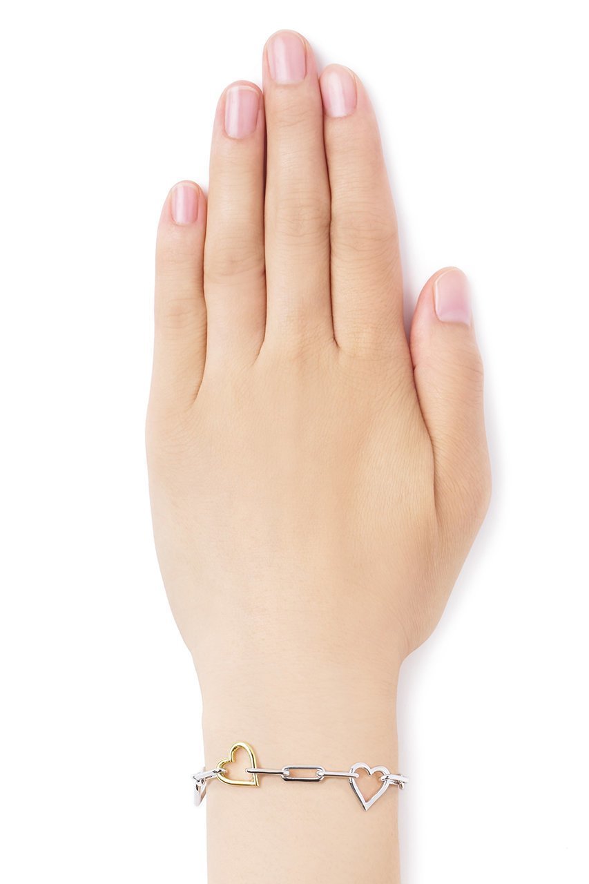 【オー/oeau】のthree heart chain ブレスレット 人気、トレンドファッション・服の通販 founy(ファニー) ファッション Fashion レディースファッション Fashion for Women ジュエリー Jewelry チェーン&カフブレスレット Cuff & Chain Bracelets バングル・カフブレスレット Bangles & Cuff Bracelets イエロー Yellow クール Cool, Chic シルバー Silver, Metallic Silver チェーン Chain, Chain Strap ドレス Dress, One-Piece フィット Fit, Slim Fit ブレスレット Bracelet, Wristband 再入荷 Restock / Back in Stock other-4|ID: prp329100004771144 ipo3291000000034565223