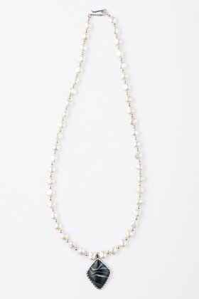 【プリーク/Preek】のSQUARE STONE PEARL ネックレス 人気、トレンドファッション・服の通販 founy(ファニー) ファッション Fashion レディースファッション Fashion for Women ジュエリー Jewelry ネックレス Necklaces & Pendants ストーン Stone, Gem-Like ネックレス Necklace, Pendant Necklace バロック Baroque, Baroque Design パール Pearl, Pearl Accent モダン Modern, Contemporary 再入荷 Restock / Back in Stock |ID:prp329100004771150